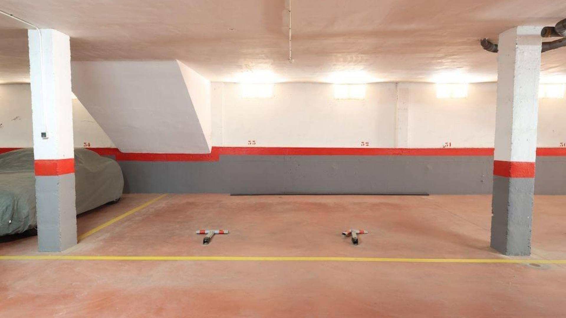 Second hand - Parking - Orihuela Costa - Campoamor