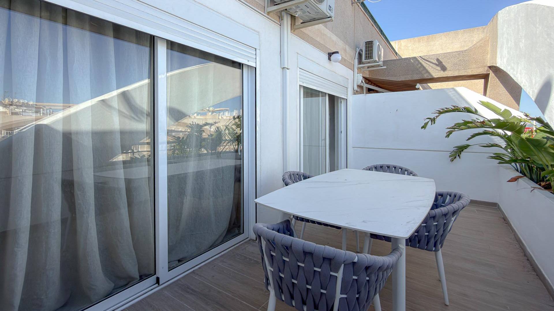 Second hand - Penthouse - Torrevieja - Centro