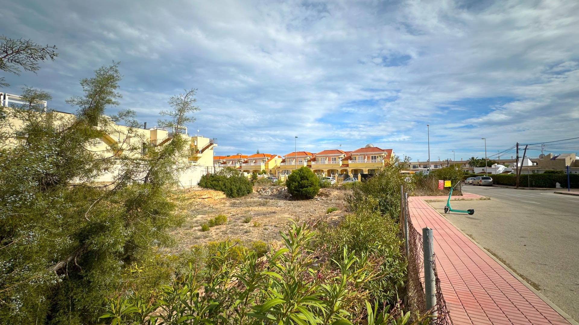 Second hand - Plot - Orihuela Costa - La Florida