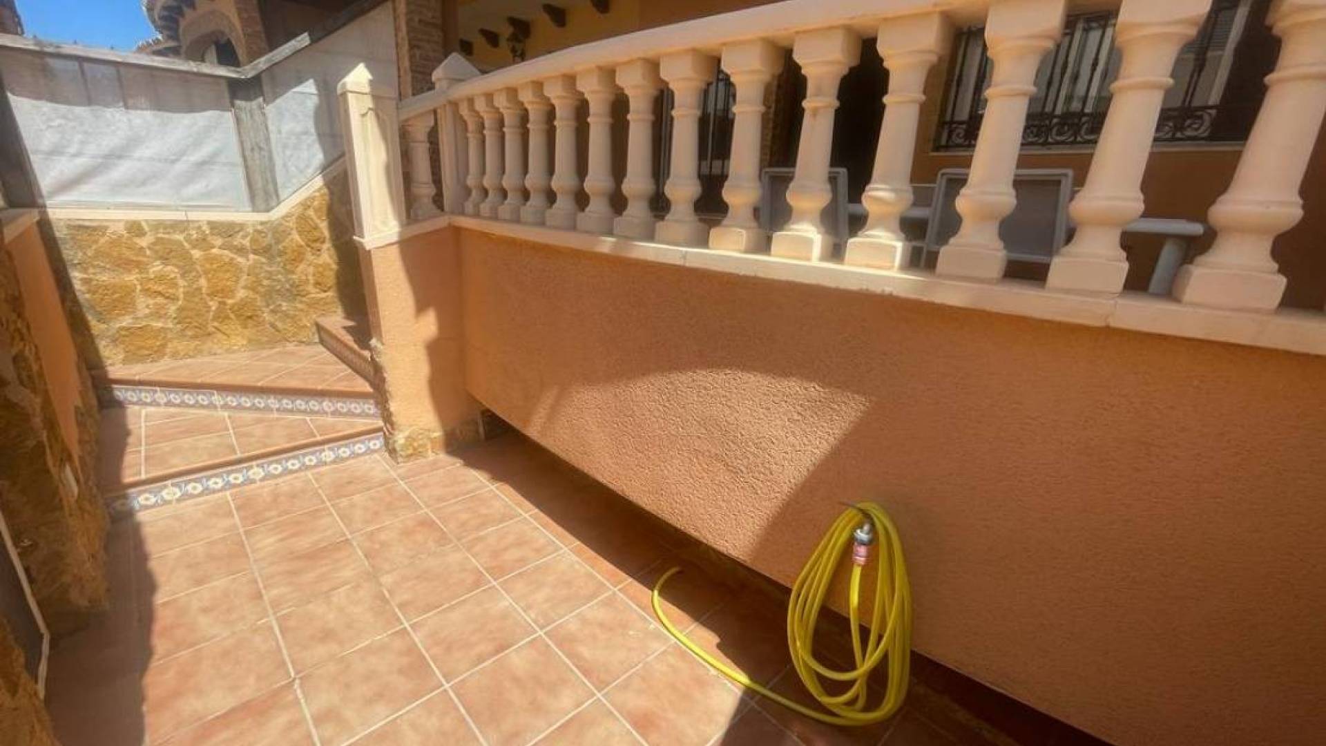 Second hand - Semi detached house - Guardamar del Segura - Urbanizaciones