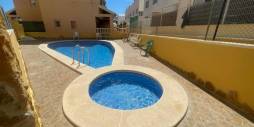 Second hand - Semi detached house - Guardamar del Segura - Urbanizaciones