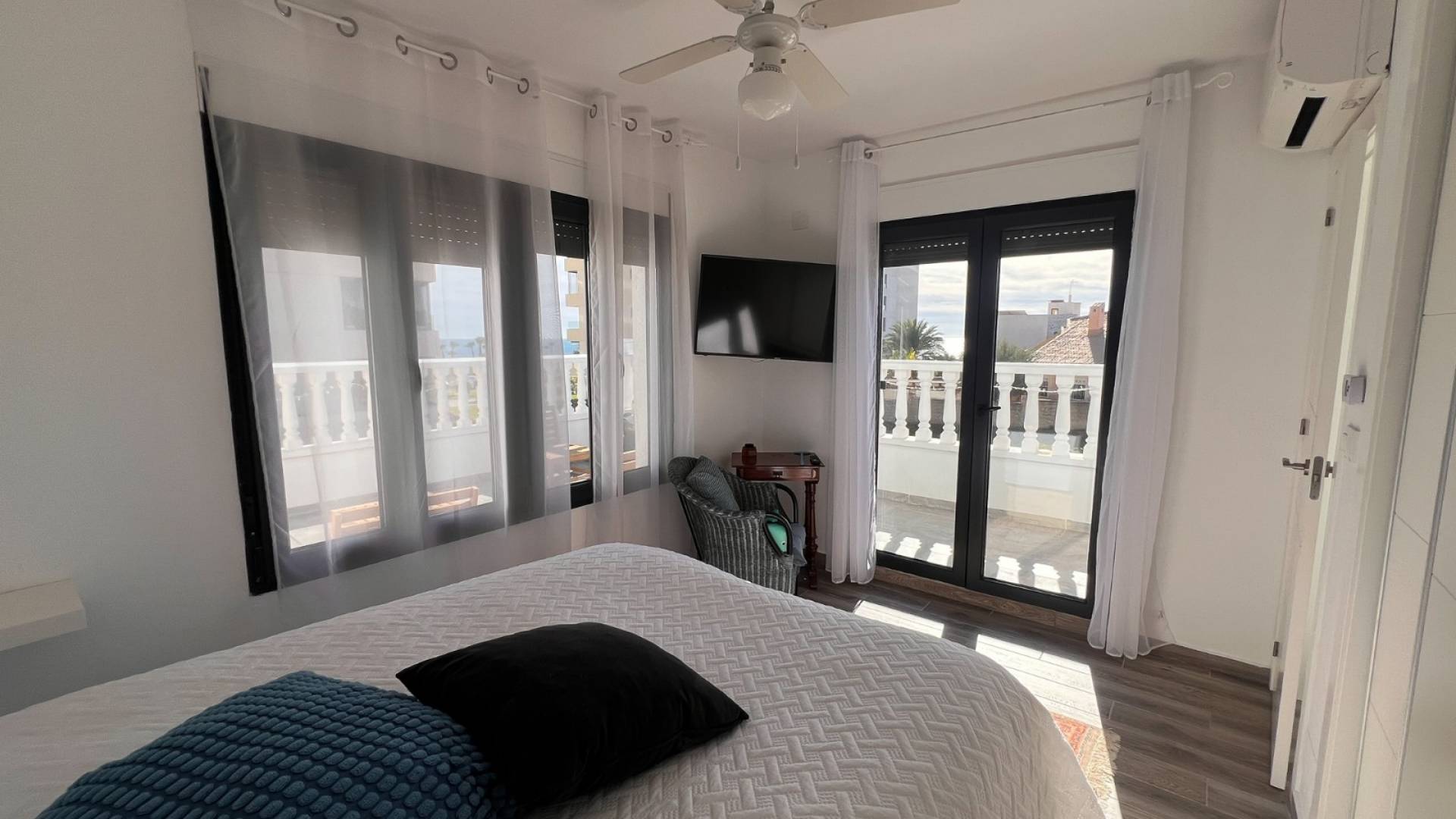 Second hand - Semi detached house - Orihuela Costa - Punta Prima