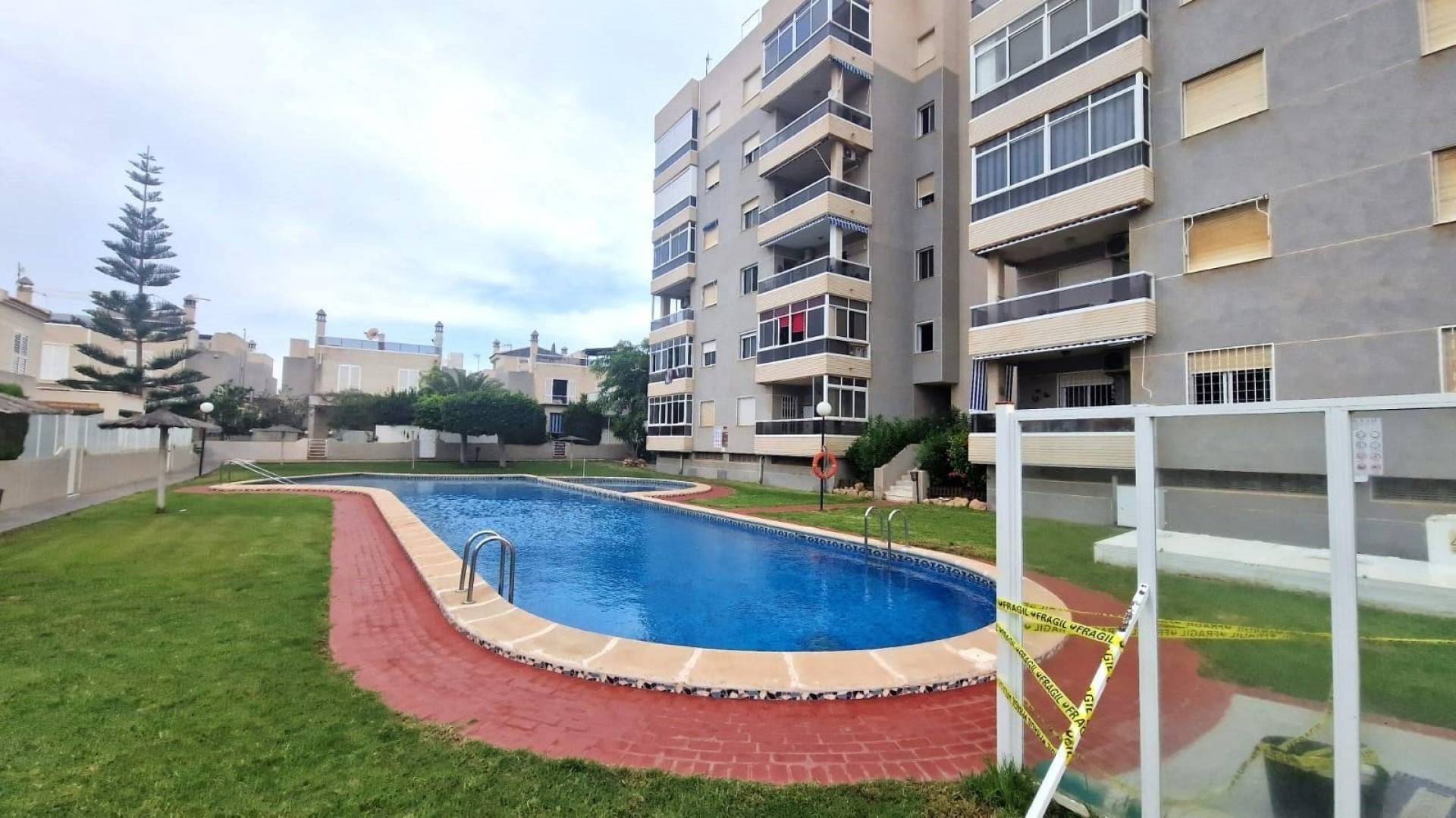 Second hand - Semi detached house - Torrevieja - Aguas Nuevas
