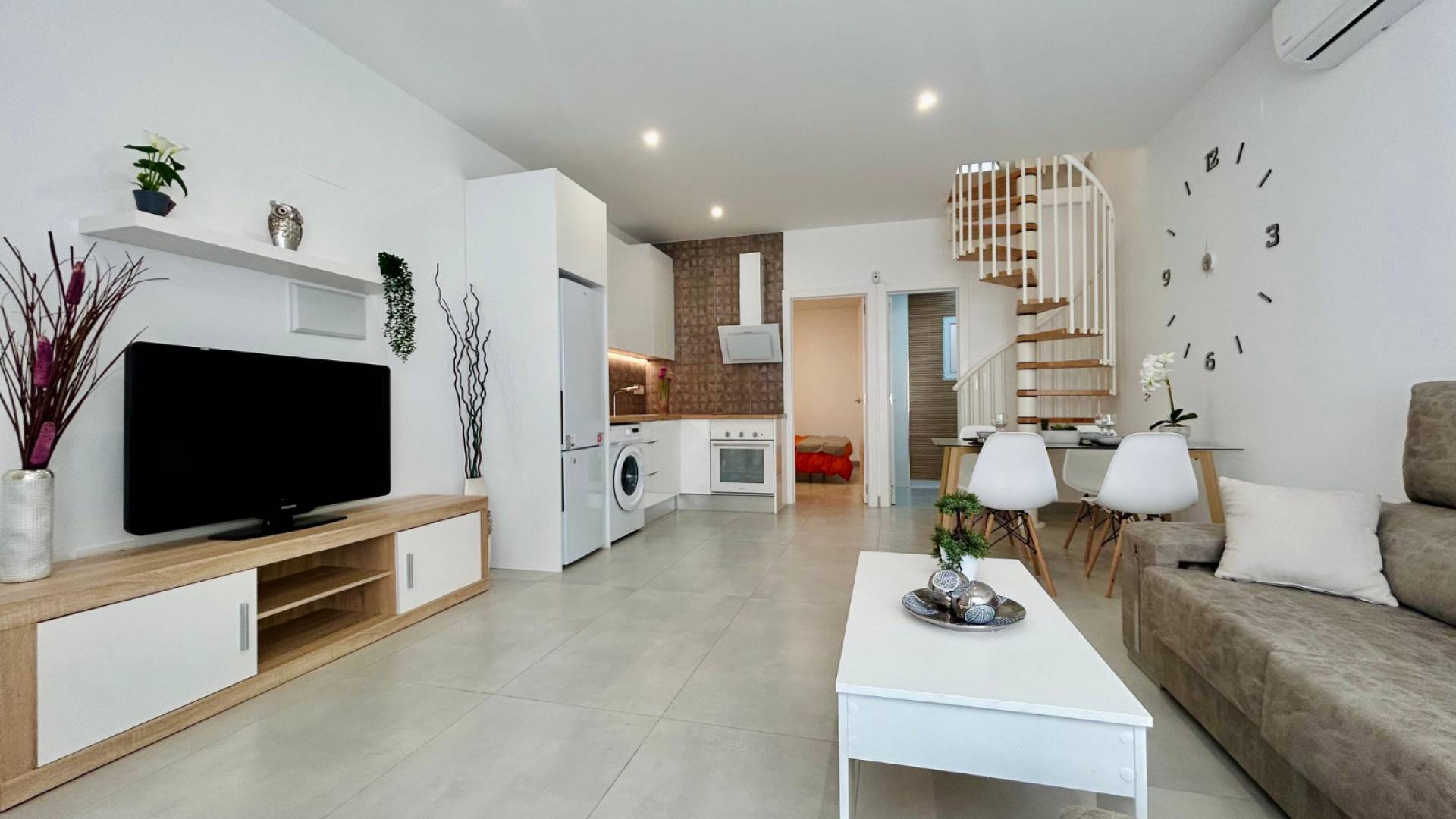 Second hand - Semi detached house - Torrevieja - Urbanización San Luis