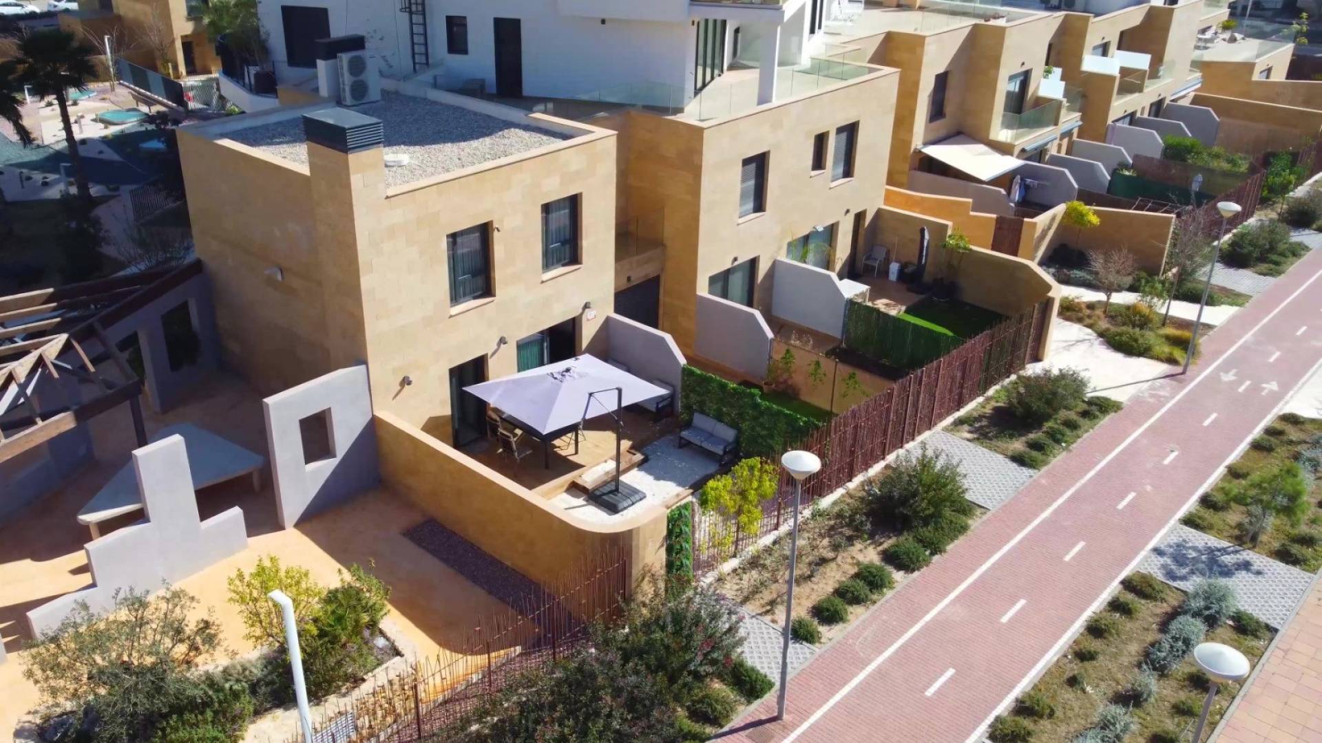 Second hand - Semi detached house - Villajoyosa