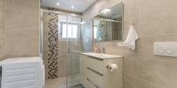 Second hand - Semi-detached villa - Orihuela Costa - Punta Prima