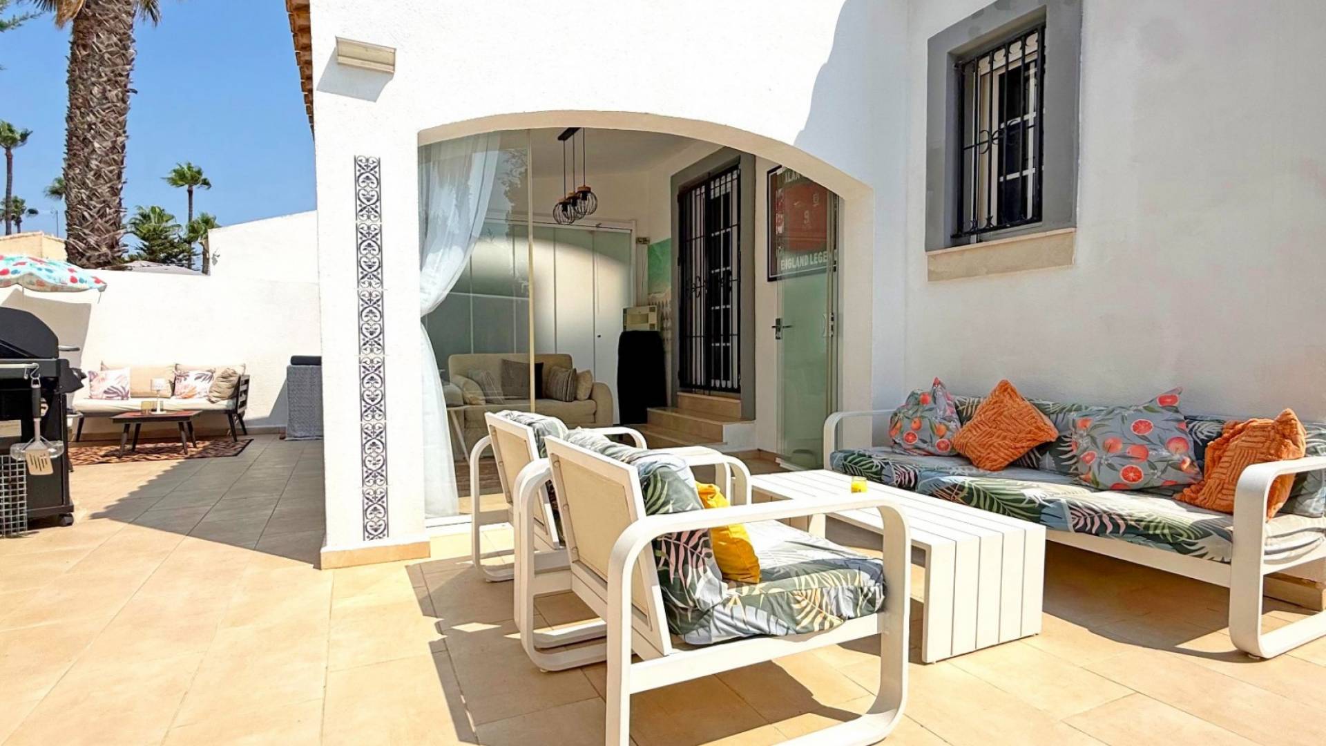 Second hand - Semi-detached villa - Orihuela Costa - Villamartín