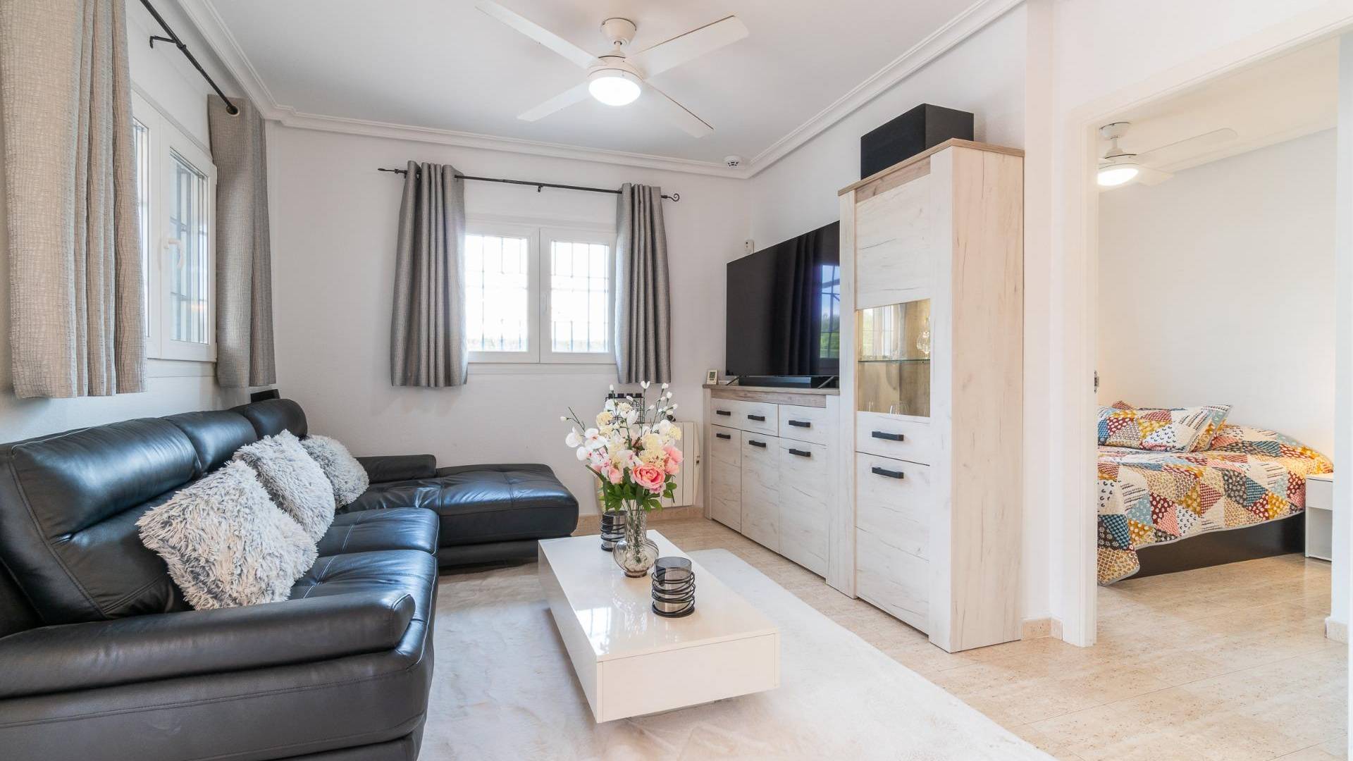 Second hand - Semi-detached villa - Orihuela Costa - Zeniamar-Horizonte-La Campana