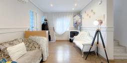 Second hand - Semi-detached villa - Torrevieja - Aguas Nuevas