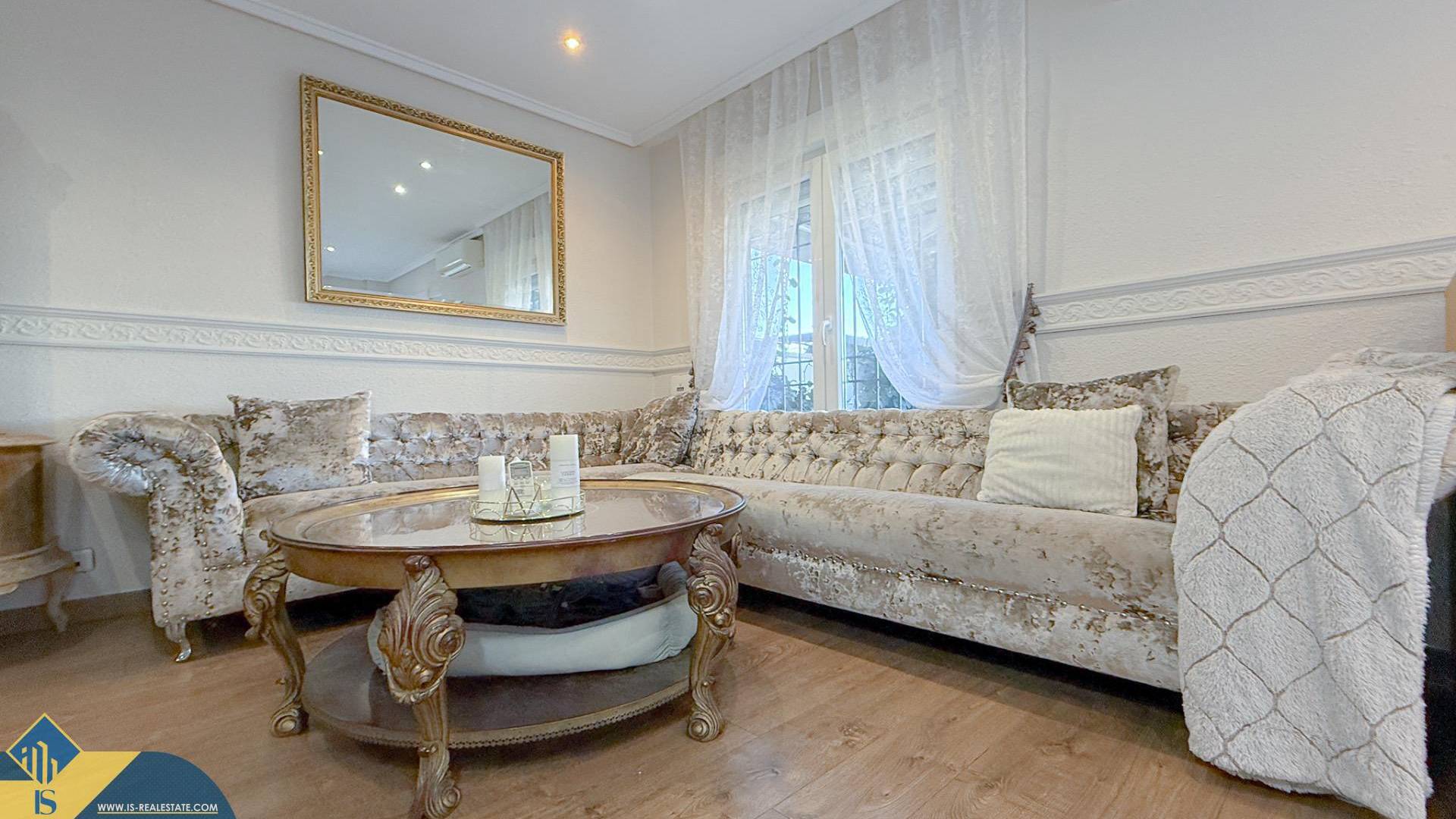 Second hand - Semi-detached villa - Torrevieja - Aguas Nuevas