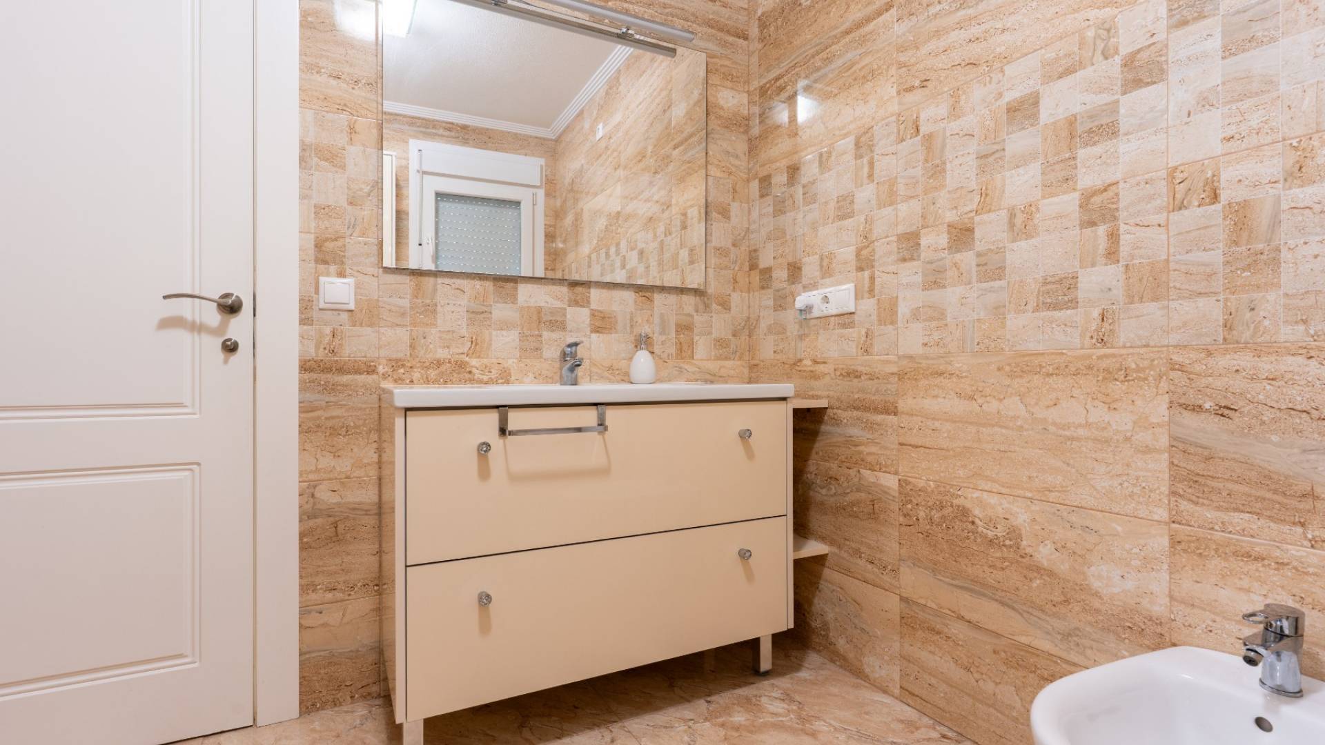 Second hand - Semi-detached villa - Torrevieja - Los balcones