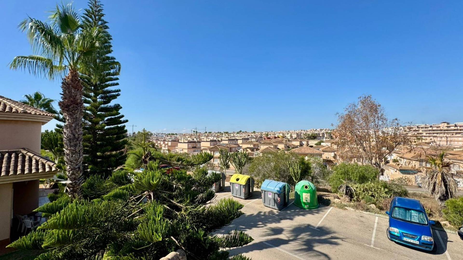 Second hand - Semi-detached villa - Torrevieja - Punta prima