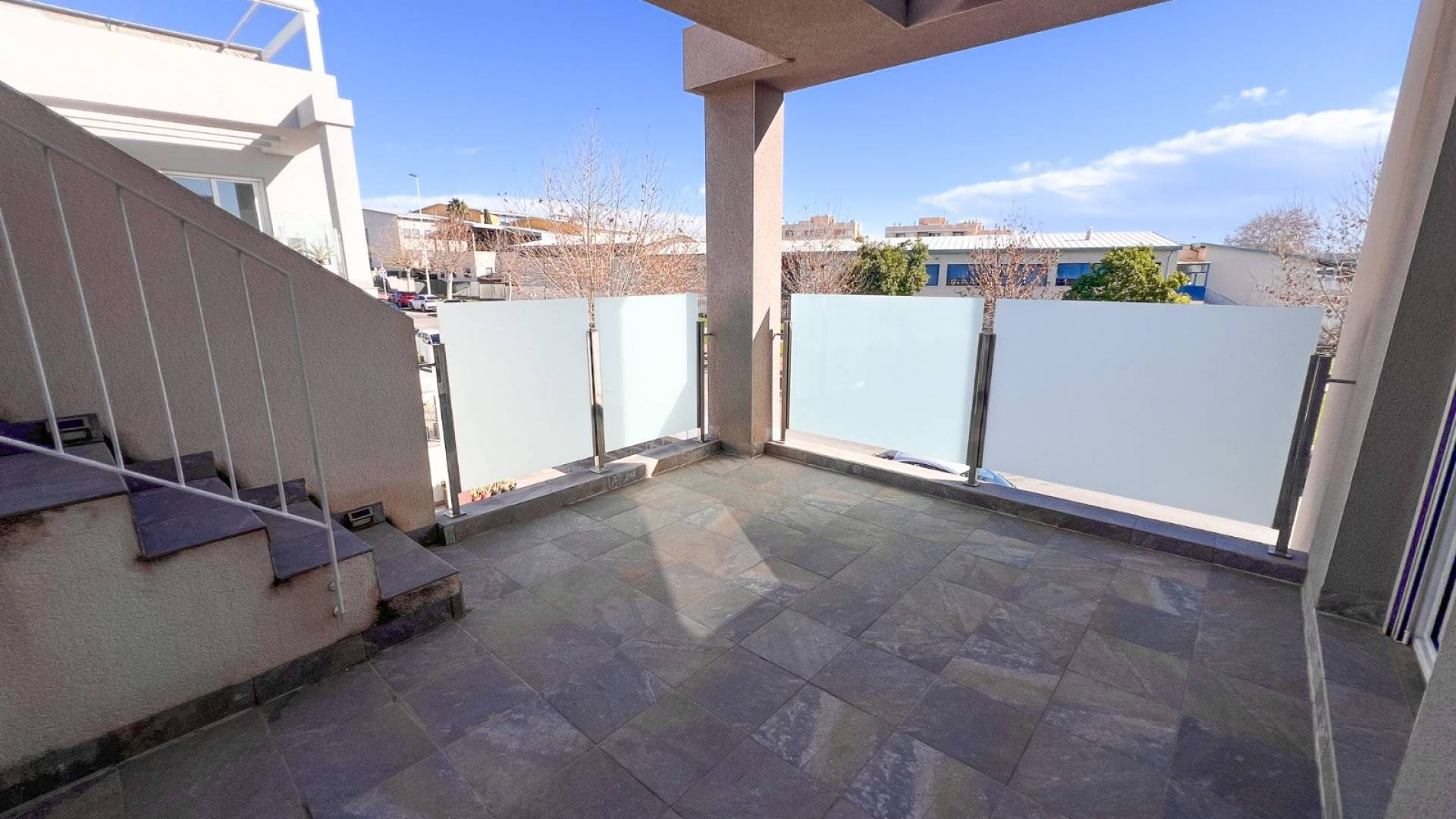 Second hand - Semi-detached villa - Torrevieja