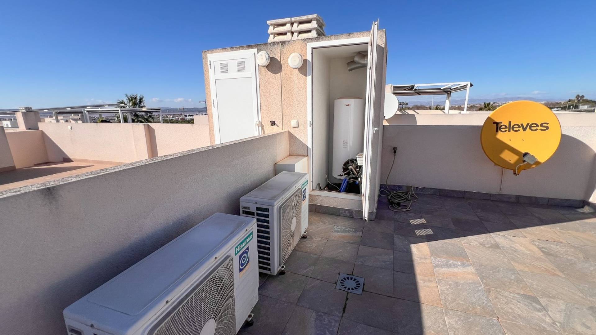 Second hand - Semi-detached villa - Torrevieja