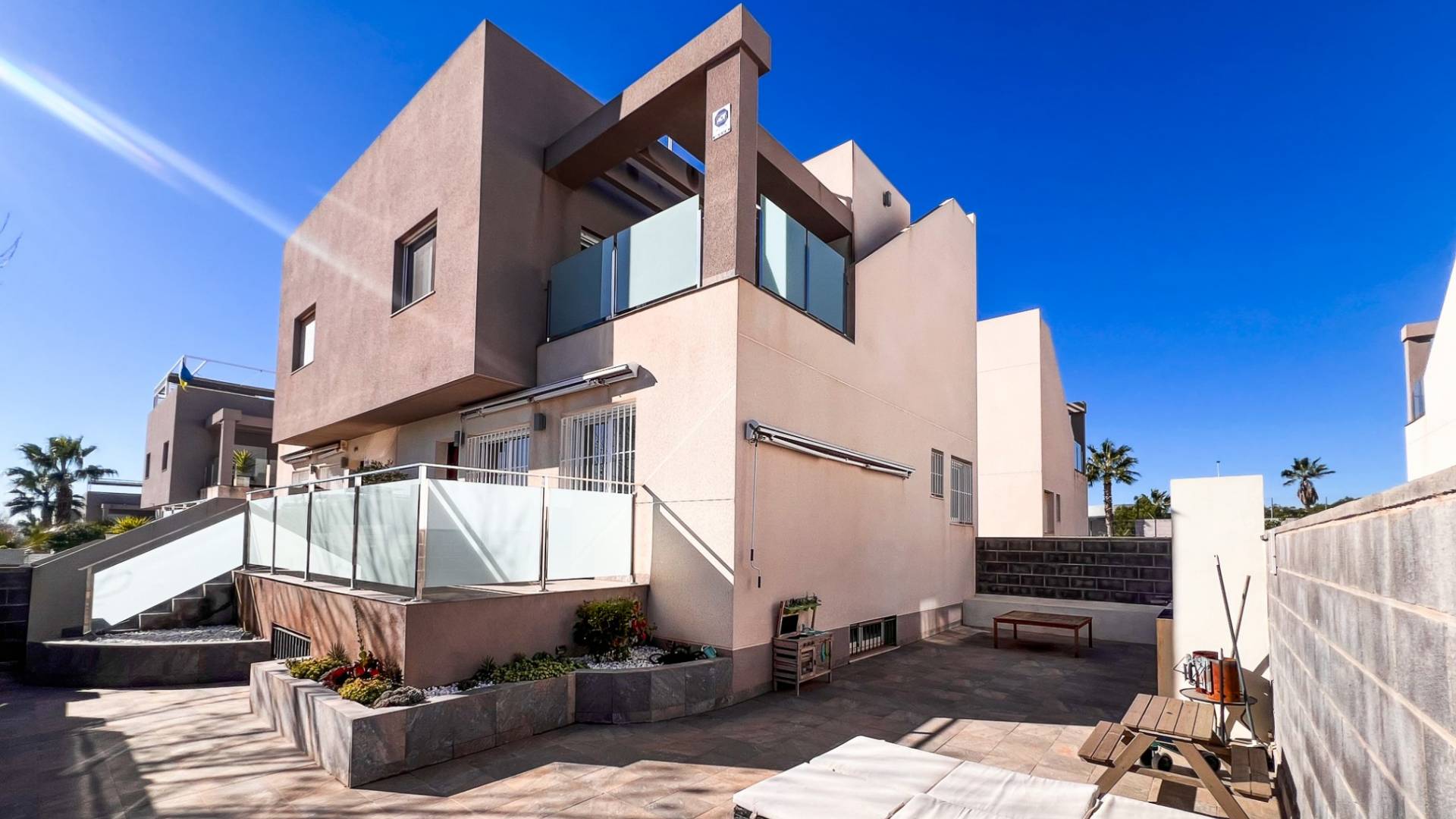 Second hand - Semi-detached villa - Torrevieja