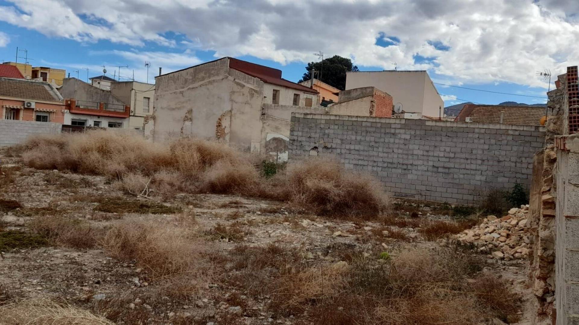 Second hand - Terreno - Benferri - CENTRO