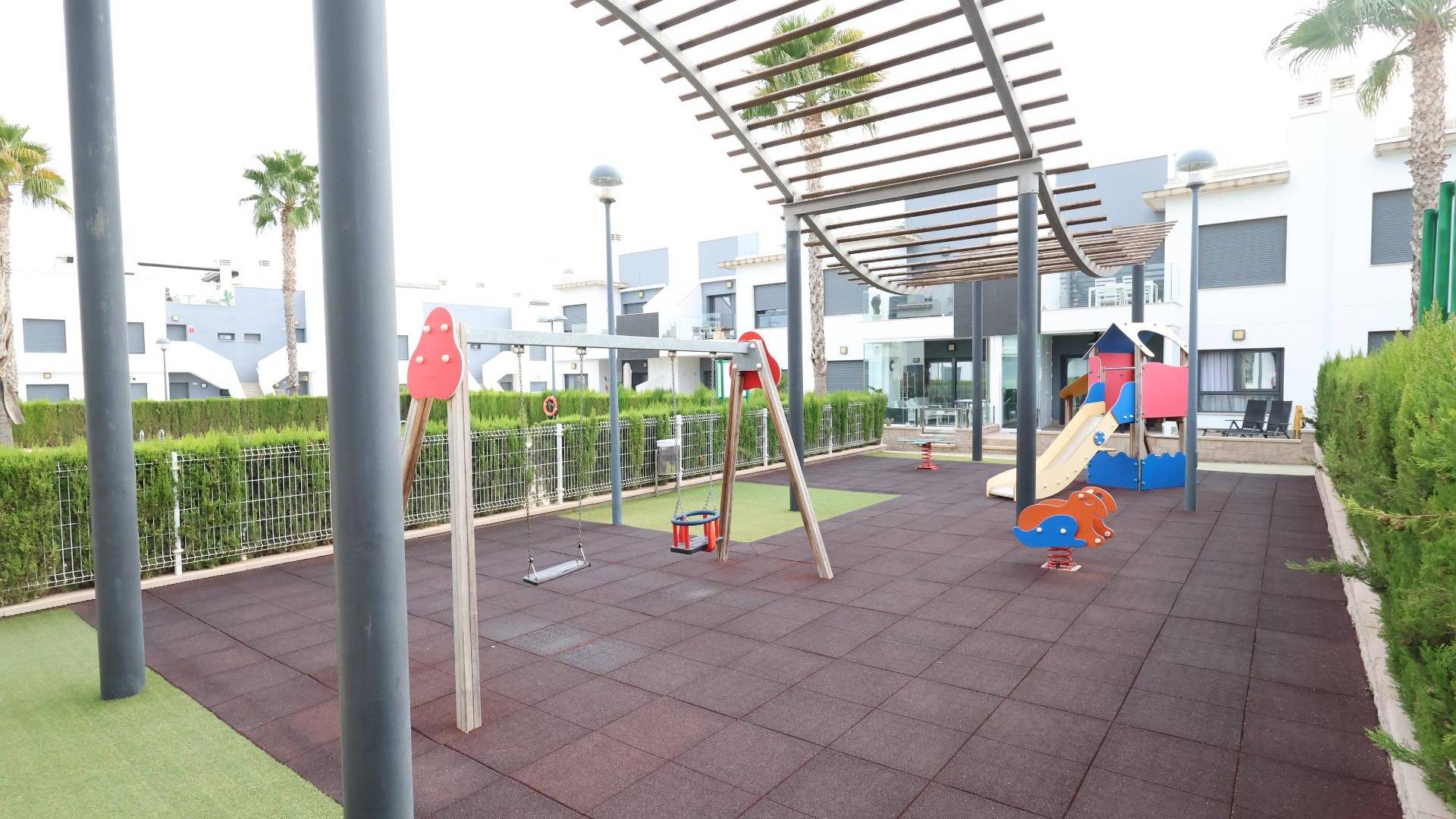 Second hand - Townhouse - Pilar de la Horadada - Zona Pueblo