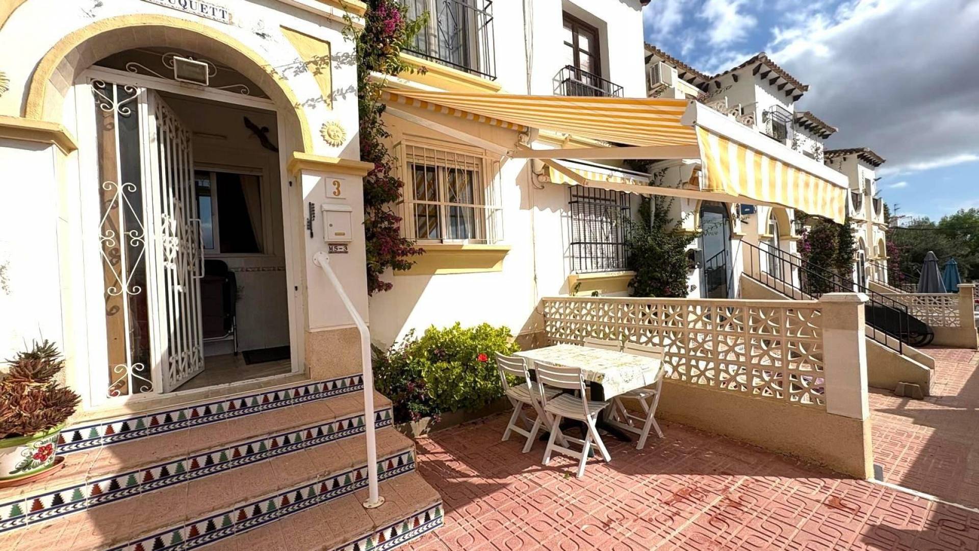 Second hand - Townhouse - San Miguel de Salinas - LAS FILIPINAS