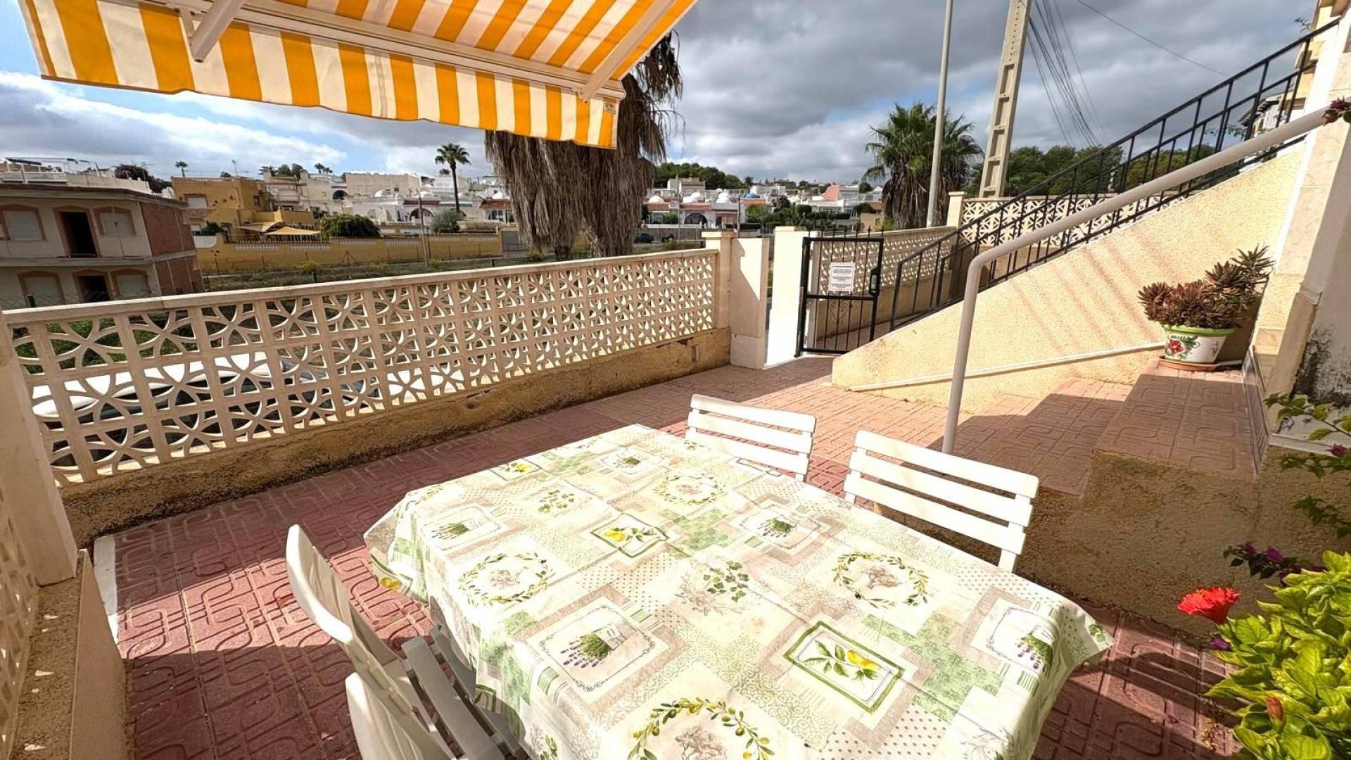 Second hand - Townhouse - San Miguel de Salinas - LAS FILIPINAS