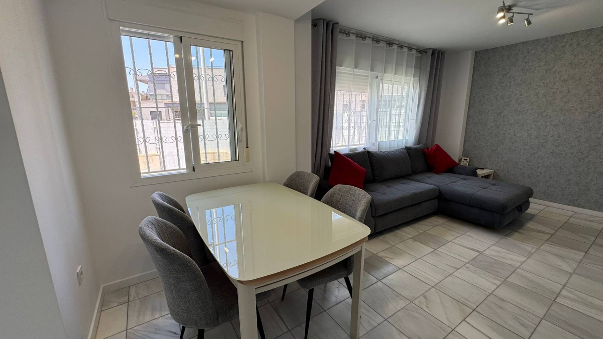 Second hand - Townhouse - Torrevieja - Aguas Nuevas