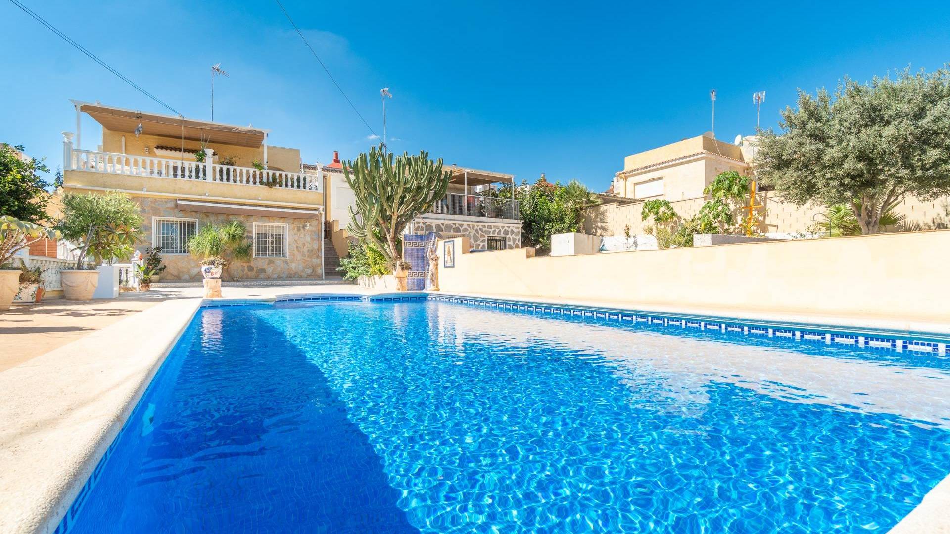 Second hand - Townhouse - Torrevieja - Los Balcones - Los Altos del Edén