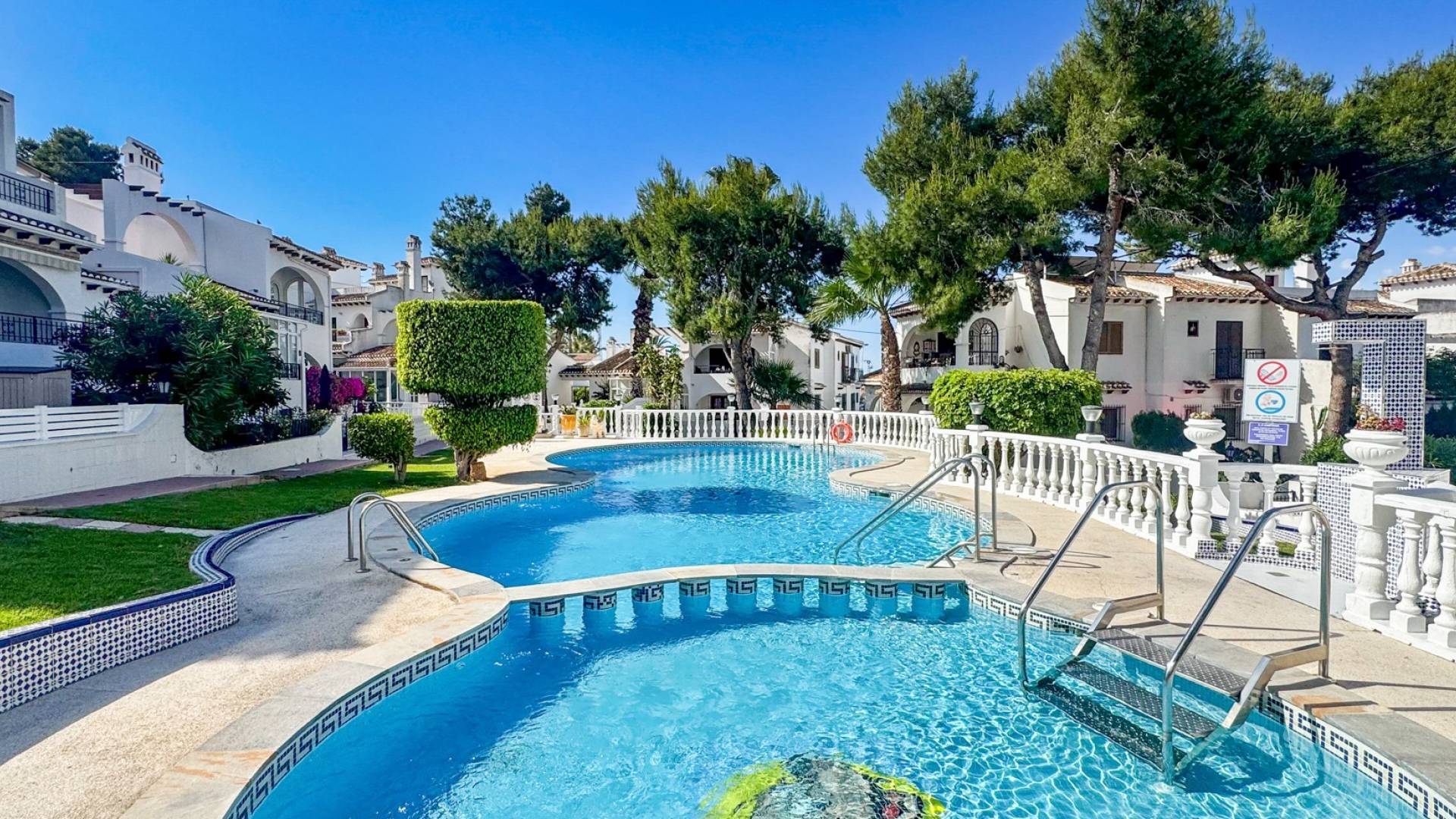 Second hand - Townhouse - Torrevieja - Nueva Torrevieja - Aguas Nuevas