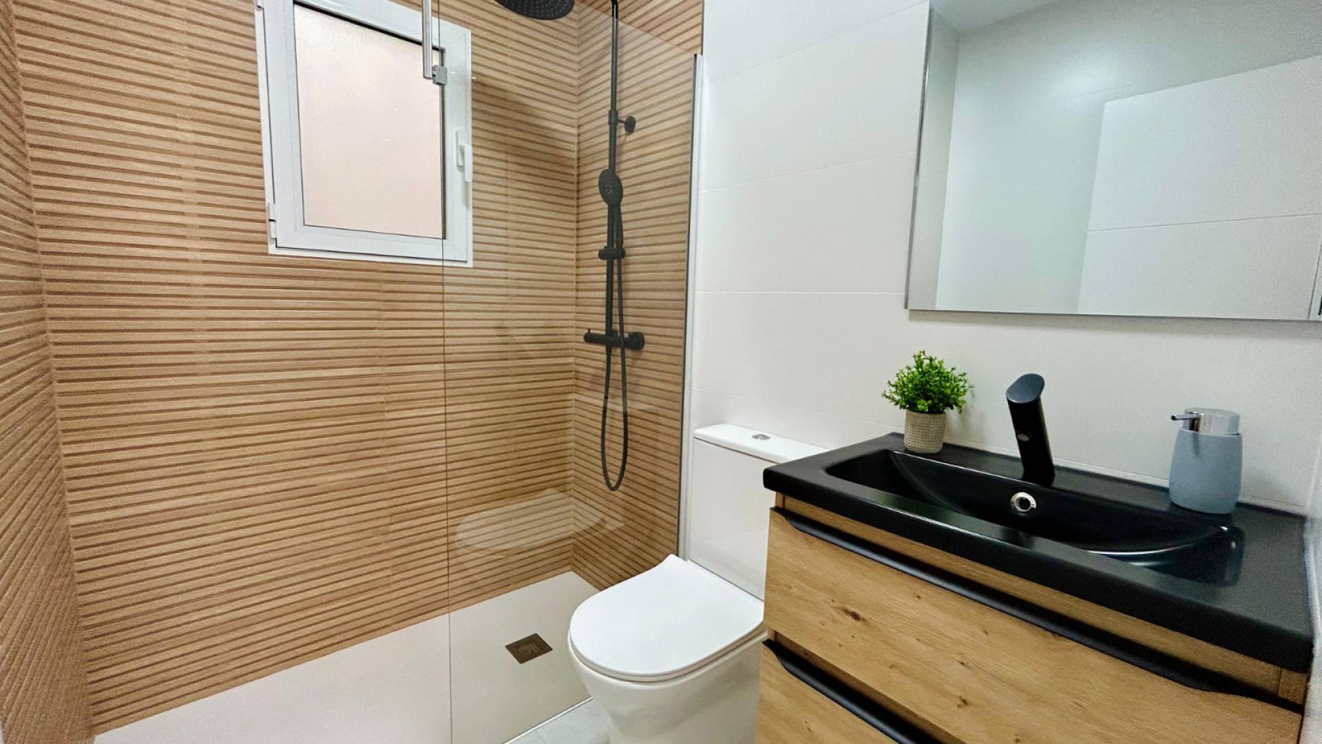 Second hand - Townhouse - Torrevieja - Urbanización San Luis