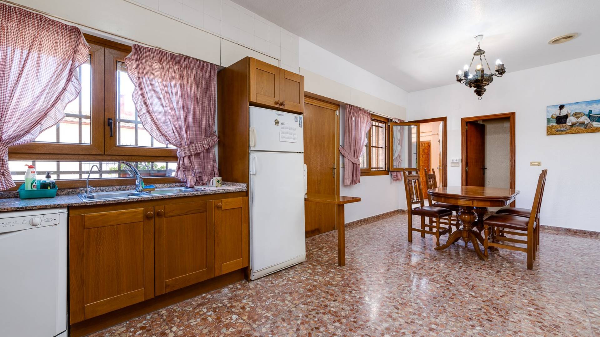 Second hand - Villa - Detached - Torrevieja - La Mata