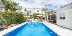 Second hand - Villa - Detached - Torrevieja - La Siesta - El Salado - Torreta
