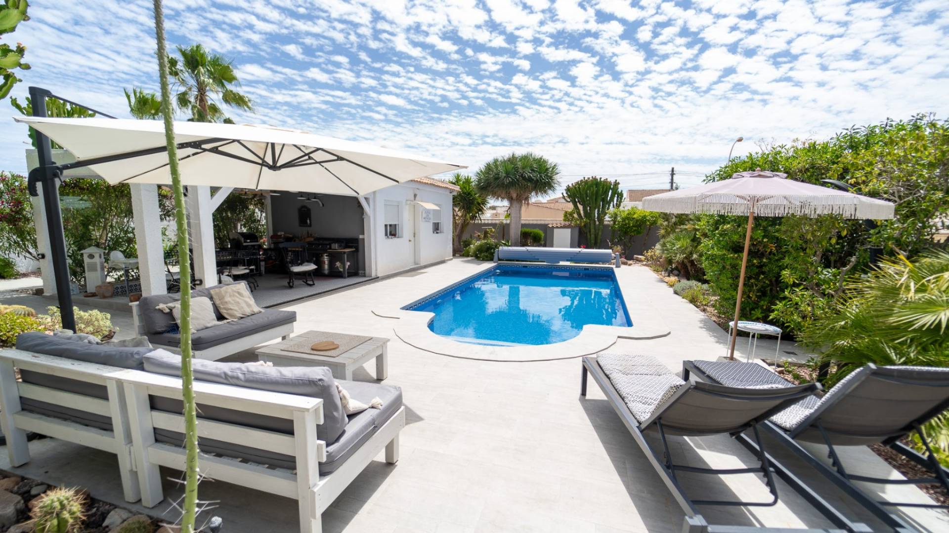 Second hand - Villa - Detached - Torrevieja - La Siesta - El Salado - Torreta