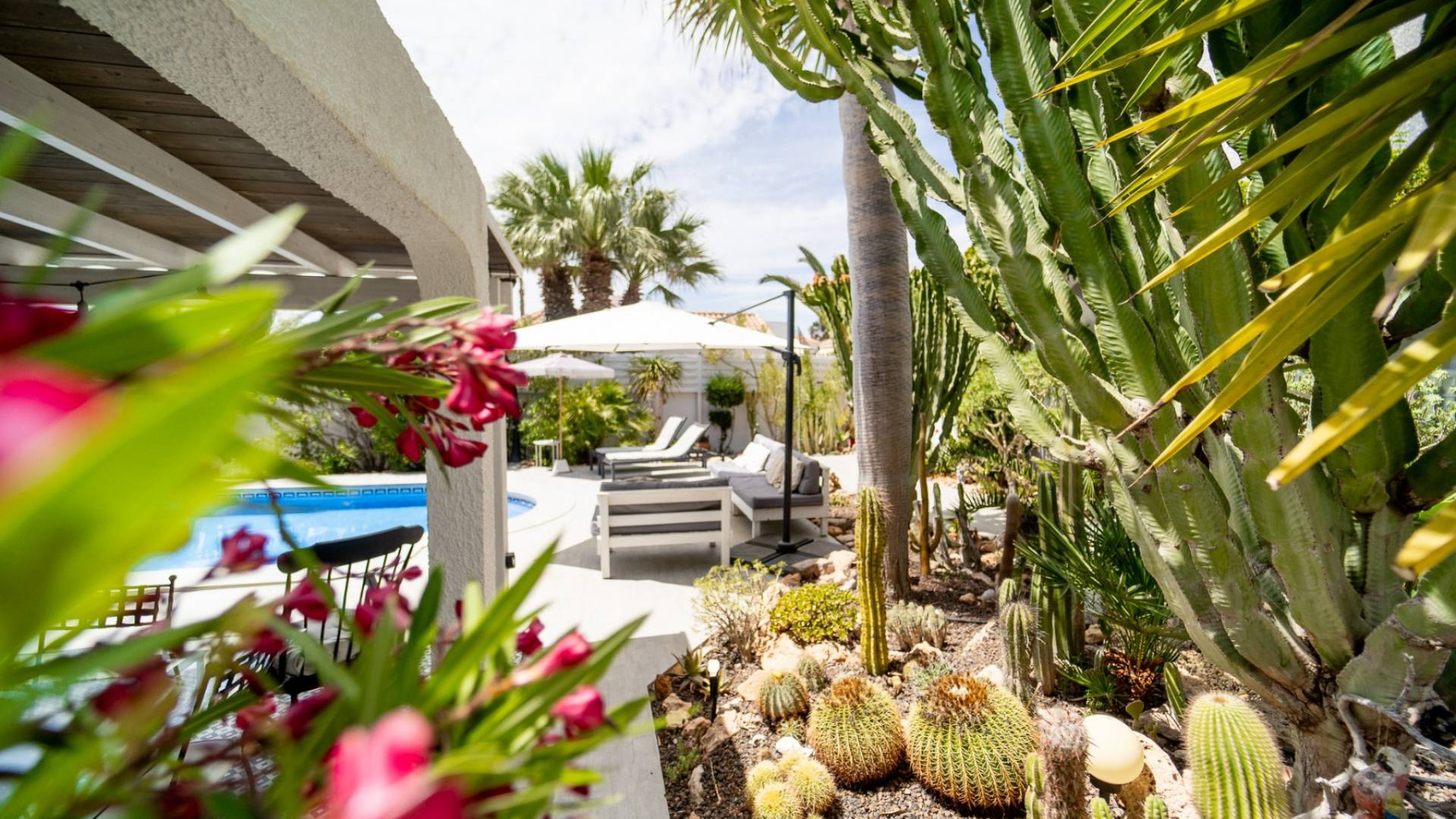 Second hand - Villa - Detached - Torrevieja - La Siesta - El Salado - Torreta