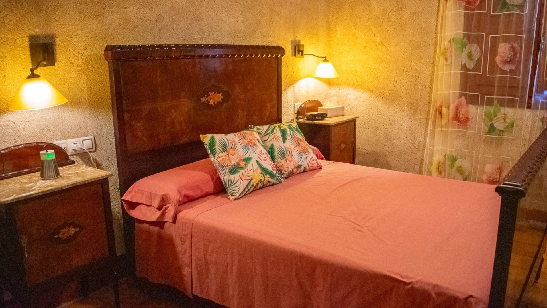 Second hand - Villa - Onil