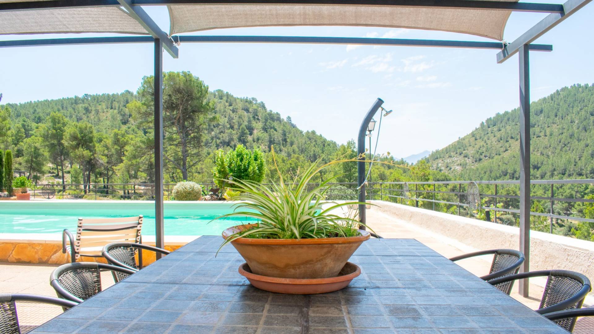 Second hand - Villa - Onil