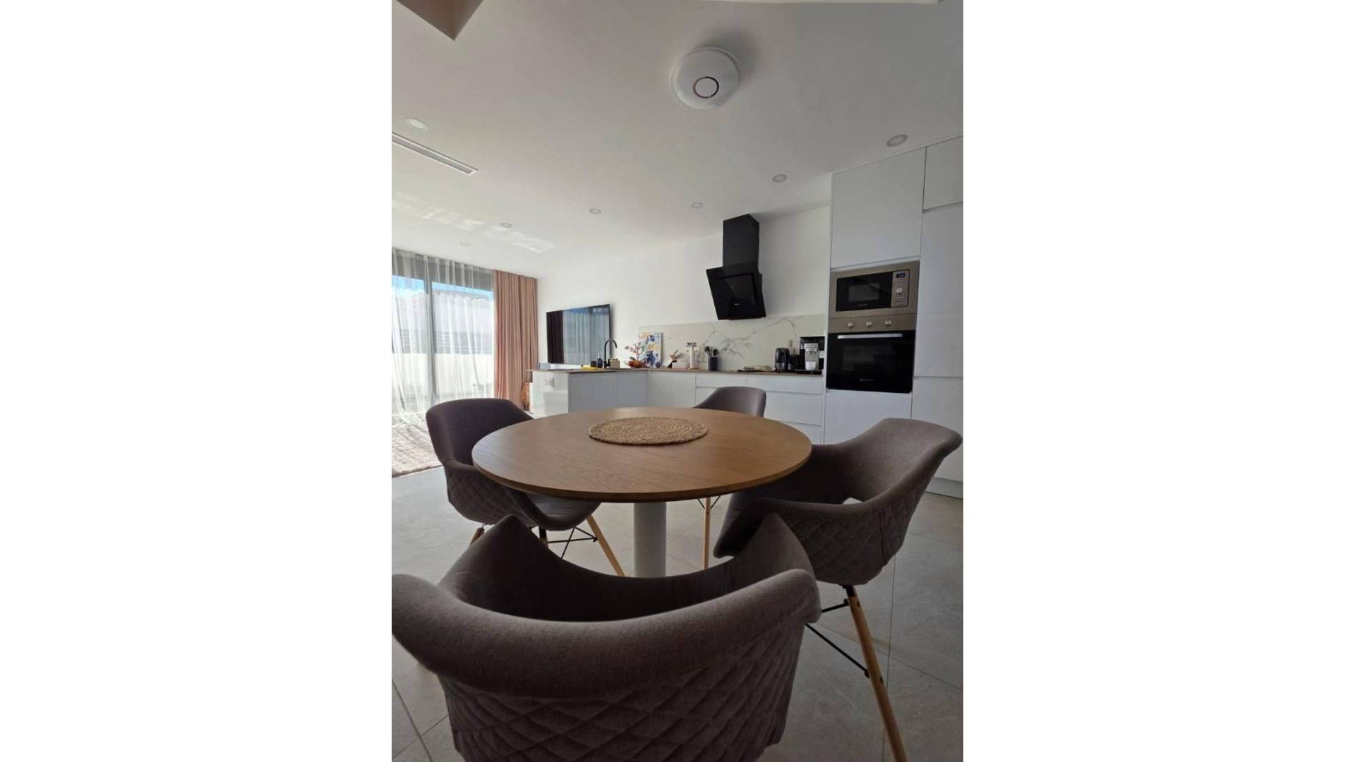 Second hand - Villa / Semi detached - Benijofar