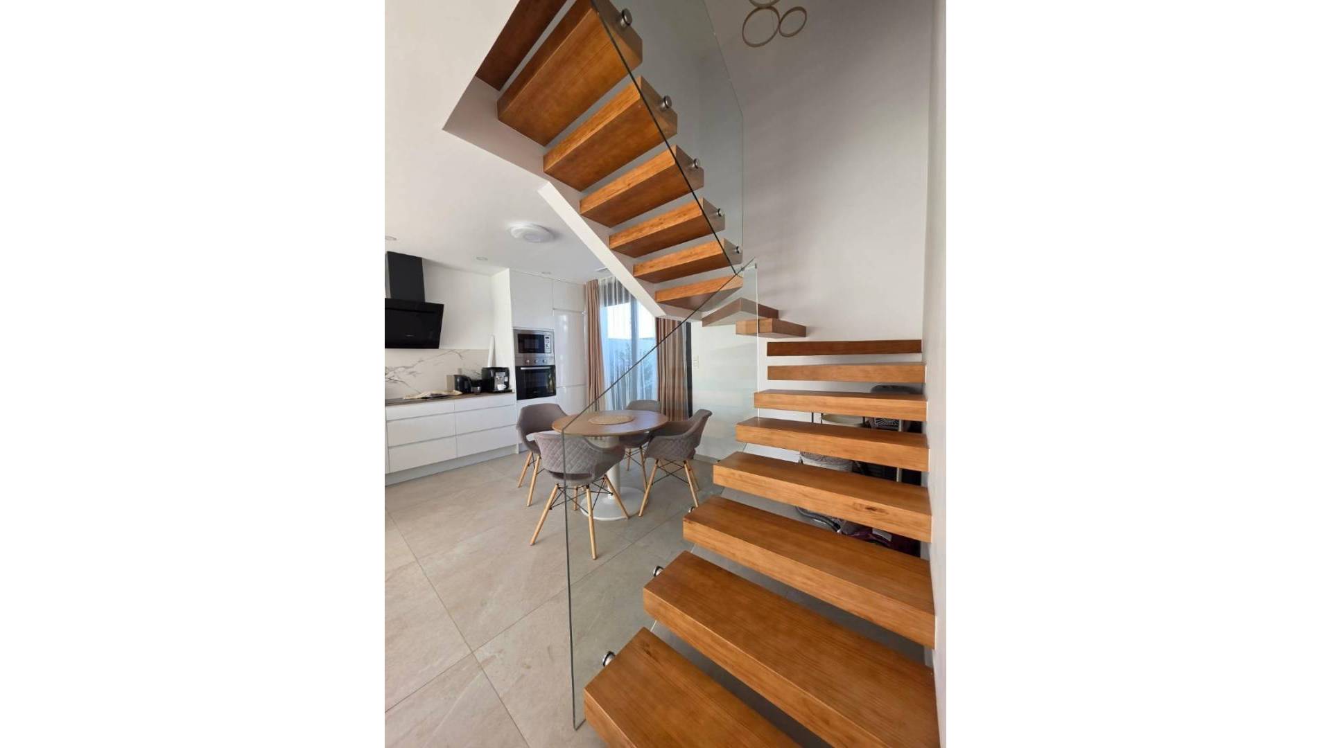 Second hand - Villa / Semi detached - Benijofar