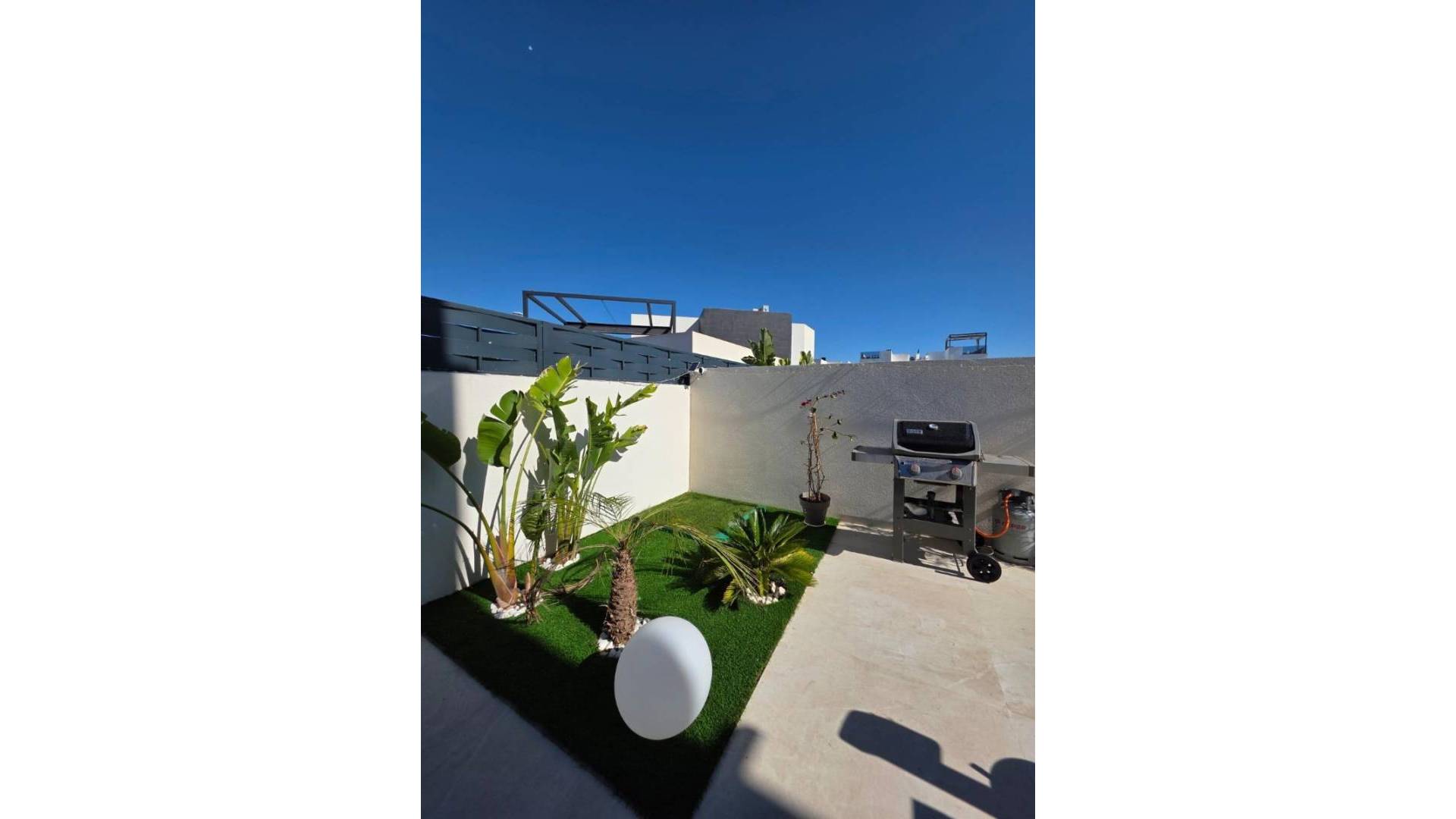 Second hand - Villa / Semi detached - Benijofar