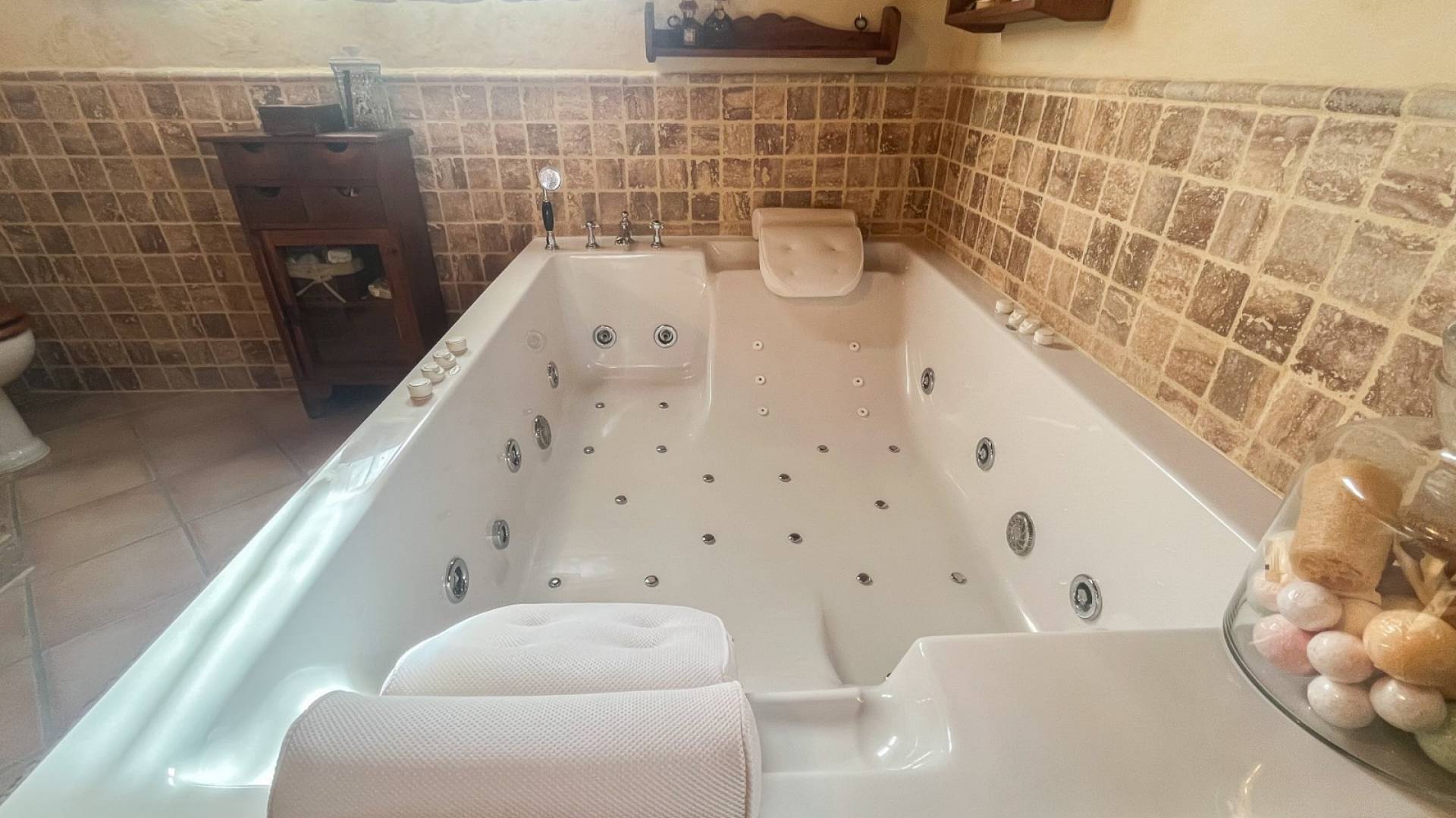 Second hand - Villa / Semi detached - Jávea