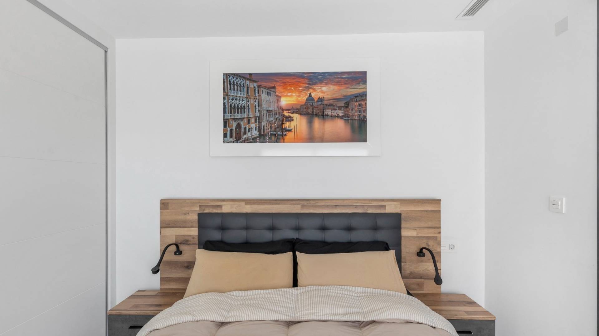 Second hand - Villa / Semi detached - Los Montesinos - La Herrada