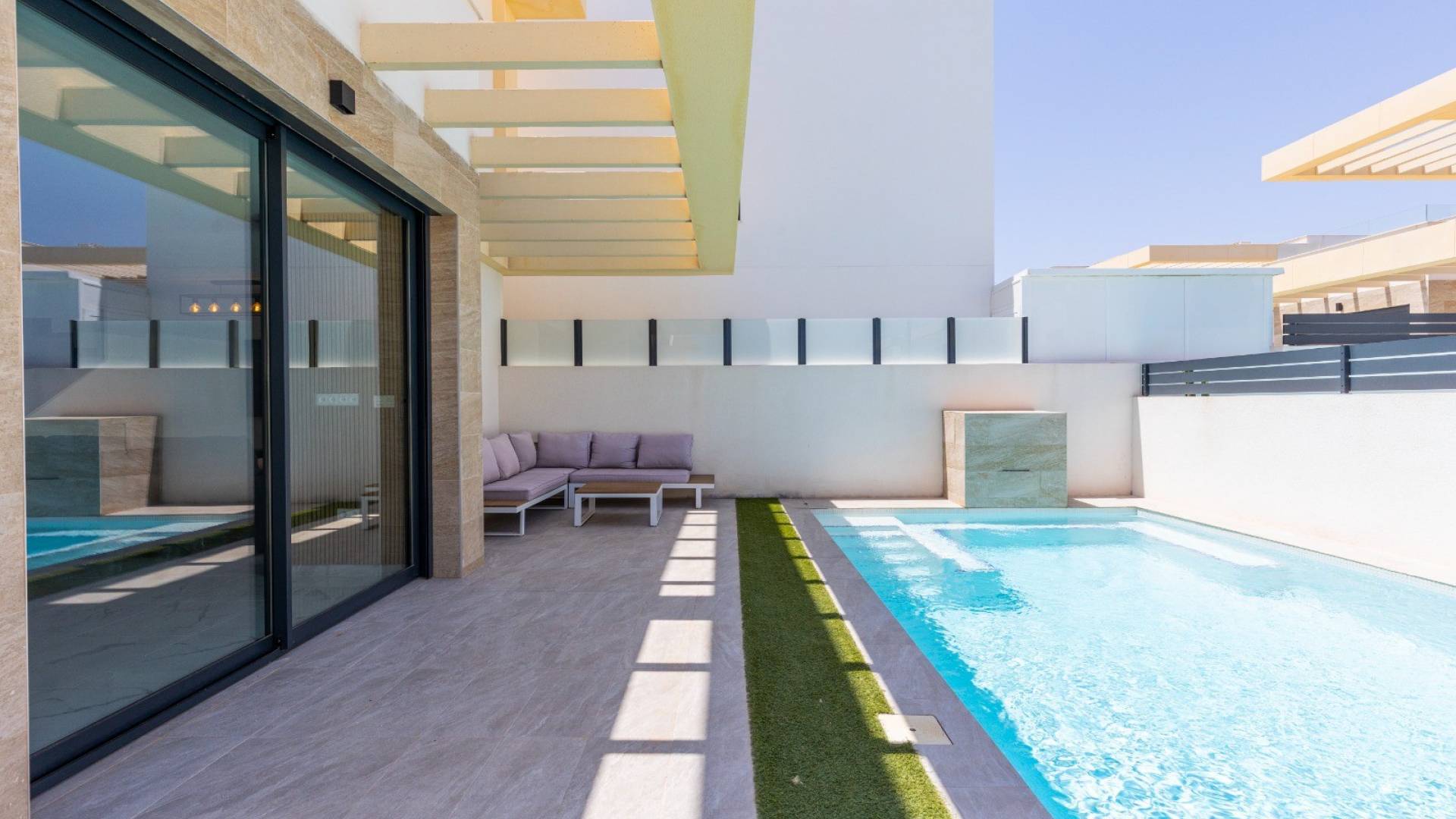 Second hand - Villa / Semi detached - Los Montesinos - La Herrada