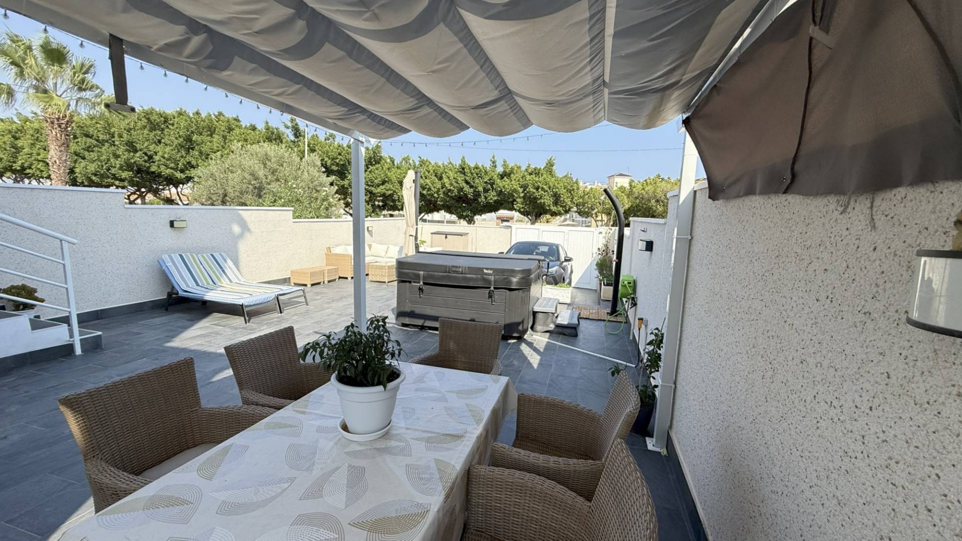 Second hand - Villa / Semi detached - Orihuela Costa - La Zenia