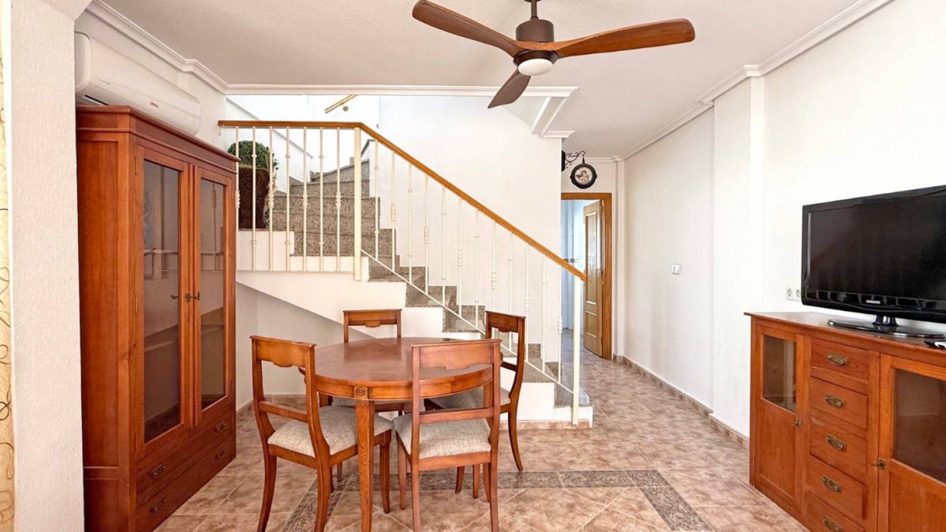 Second hand - Villa / Semi detached - Orihuela Costa - Los Altos