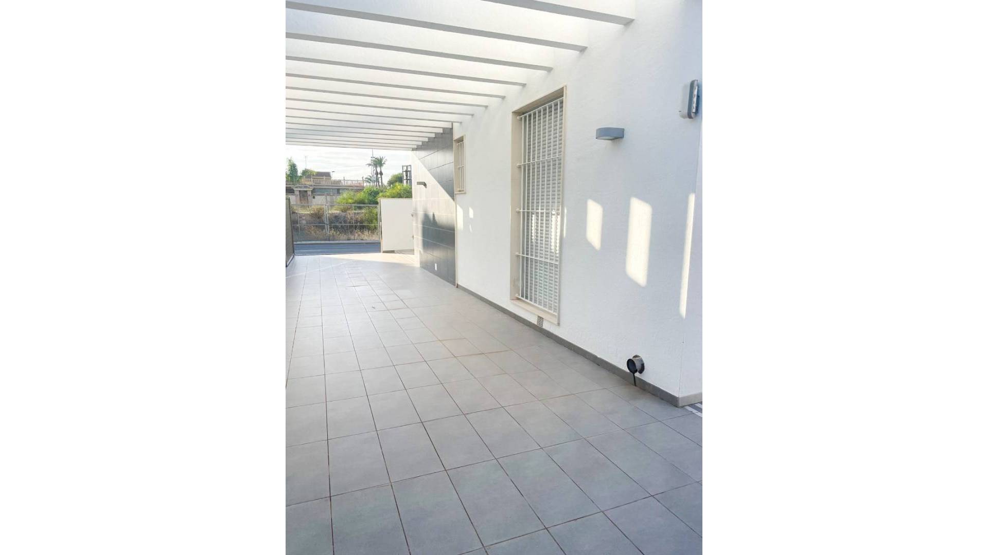 Second hand - Villa / Semi detached - Orihuela Costa - Mil Palmeras