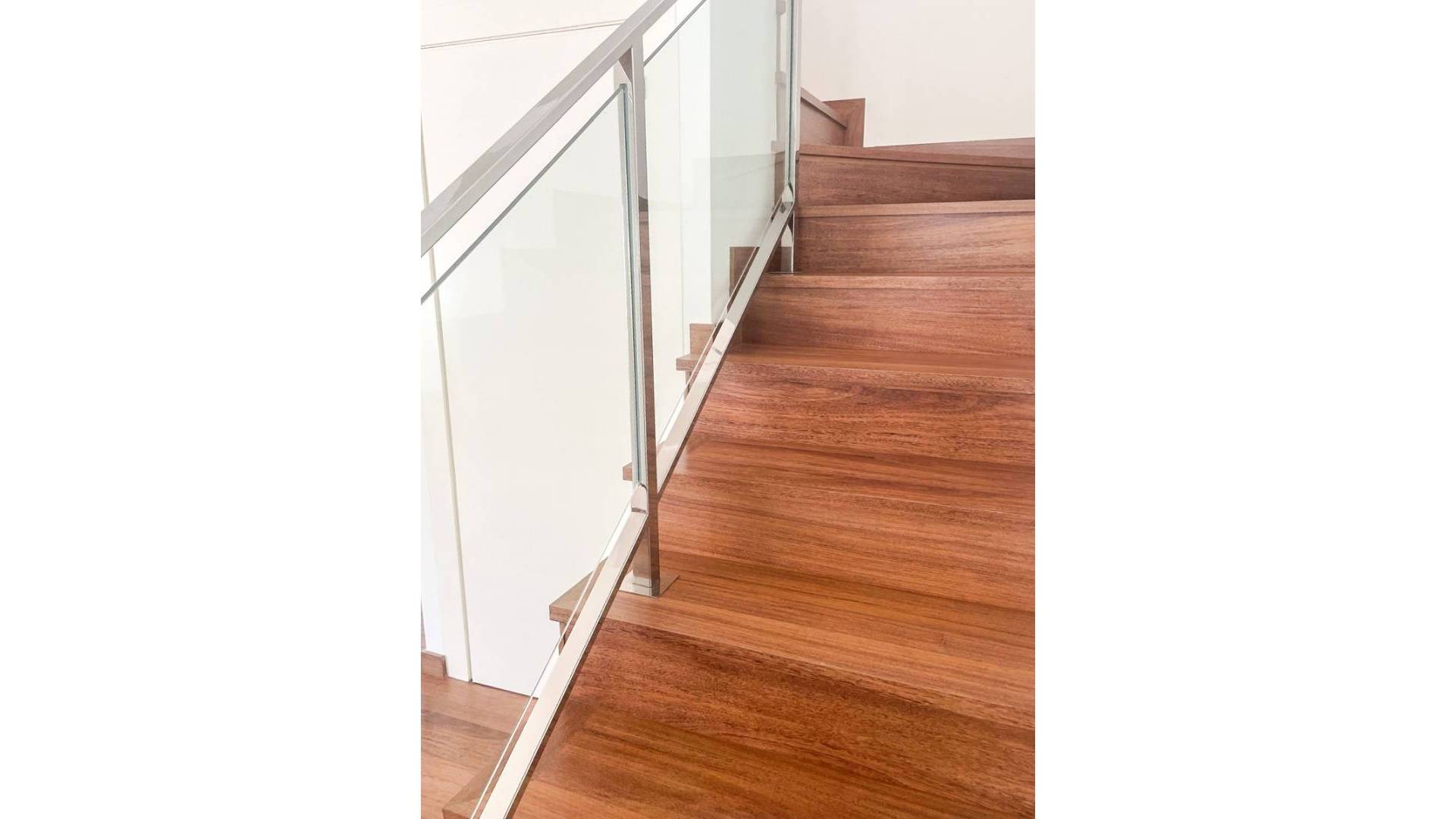 Second hand - Villa / Semi detached - Orihuela Costa - Mil Palmeras