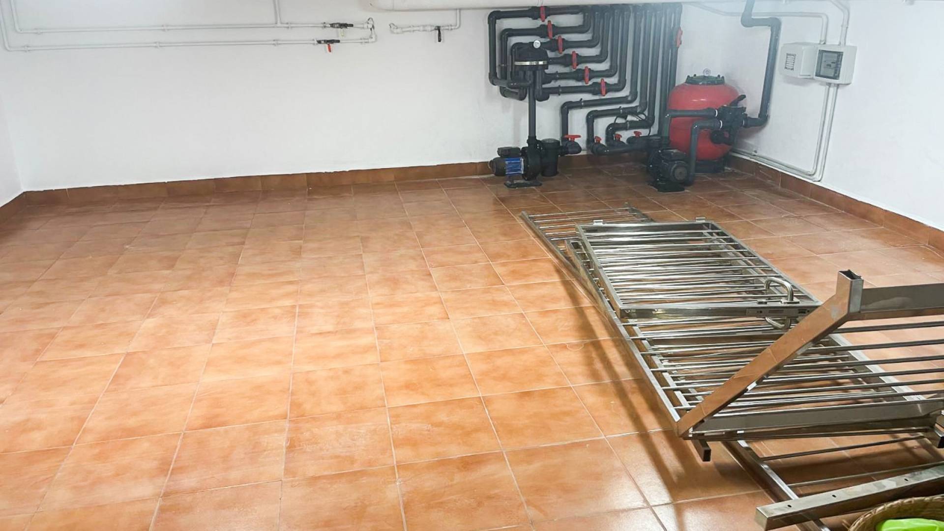 Second hand - Villa / Semi detached - Orihuela Costa - Mil Palmeras