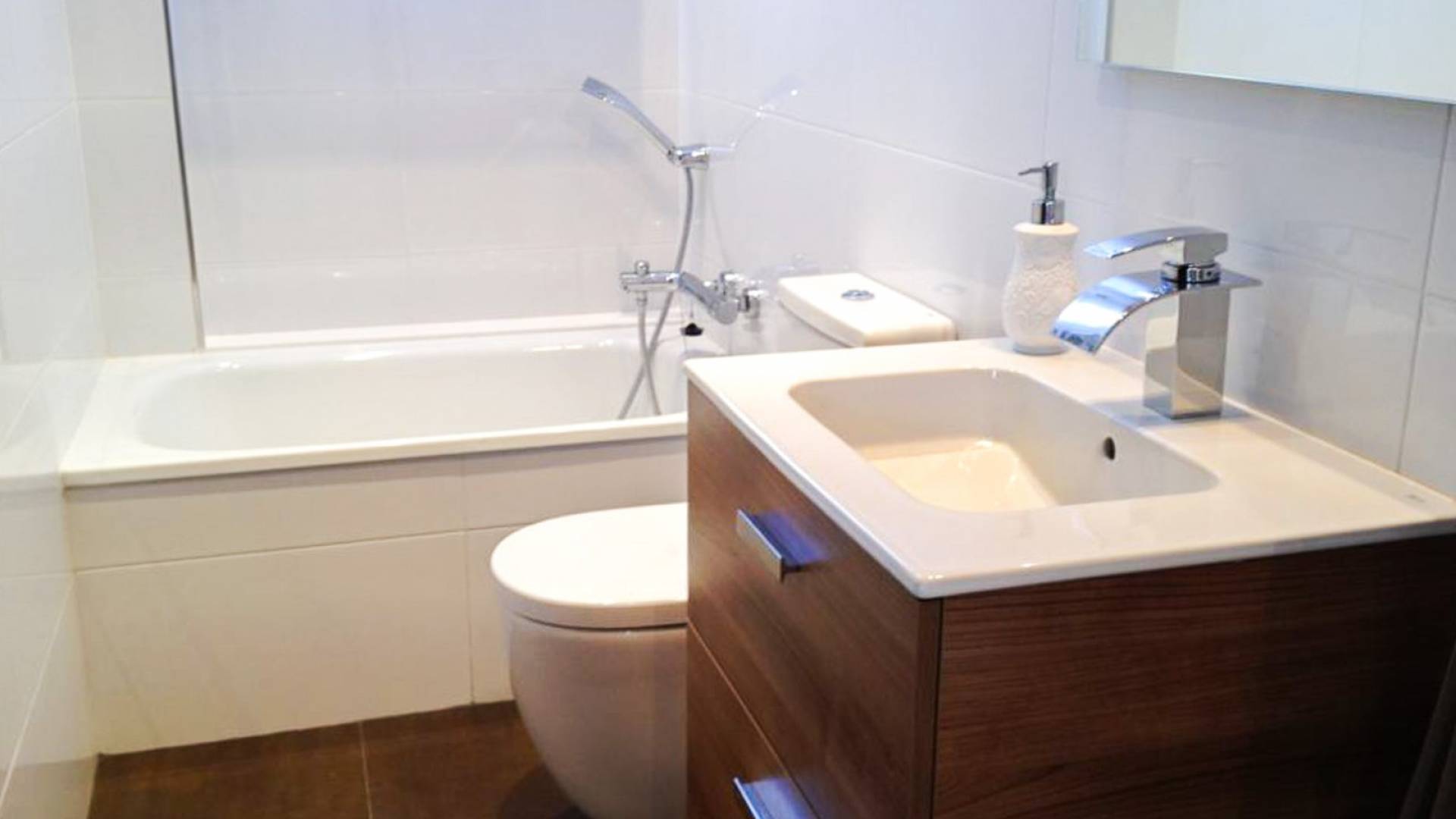 Second hand - Villa / Semi detached - Orihuela Costa - Mil Palmeras