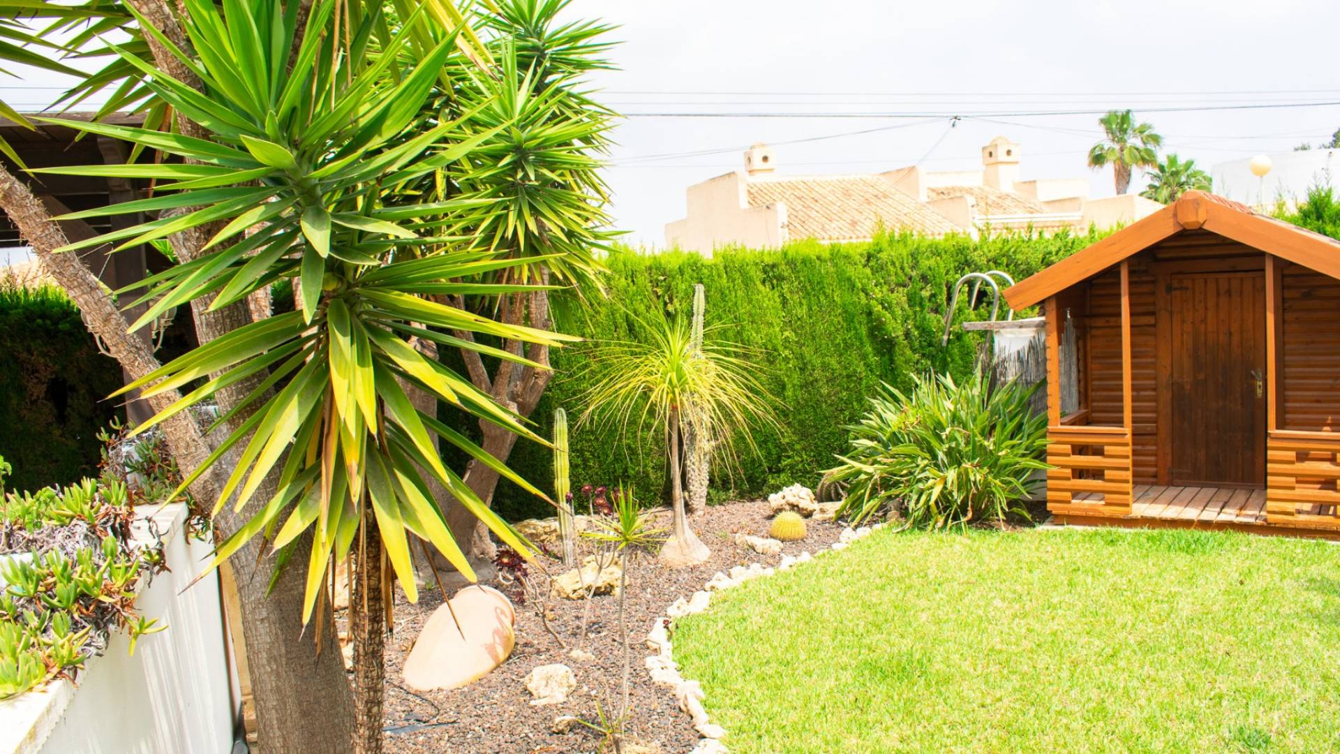 Second hand - Villa / Semi detached - Orihuela Costa - MUY CERCA DE LA PLAYA