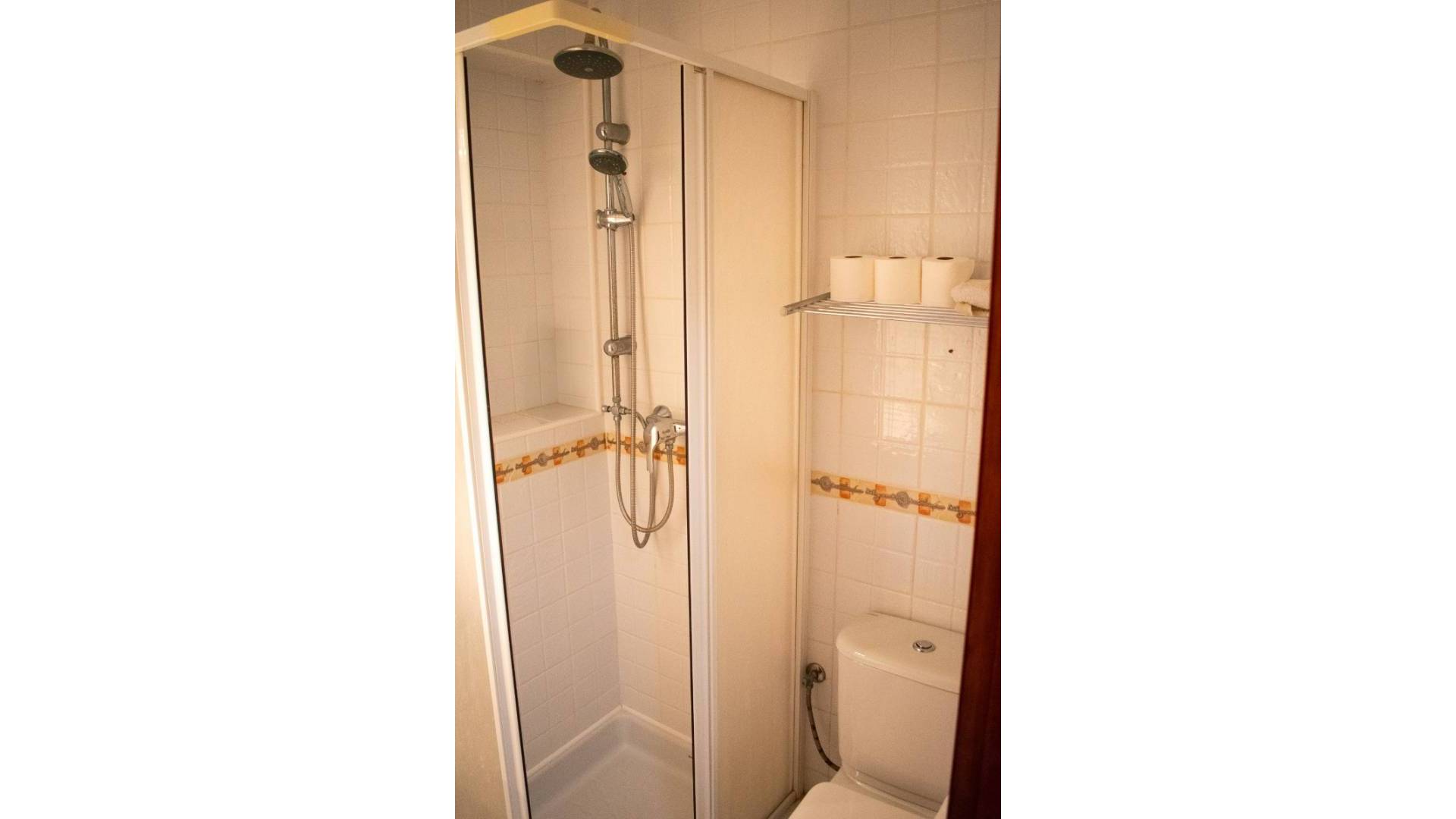 Second hand - Villa / Semi detached - Orihuela Costa - MUY CERCA DE LA PLAYA