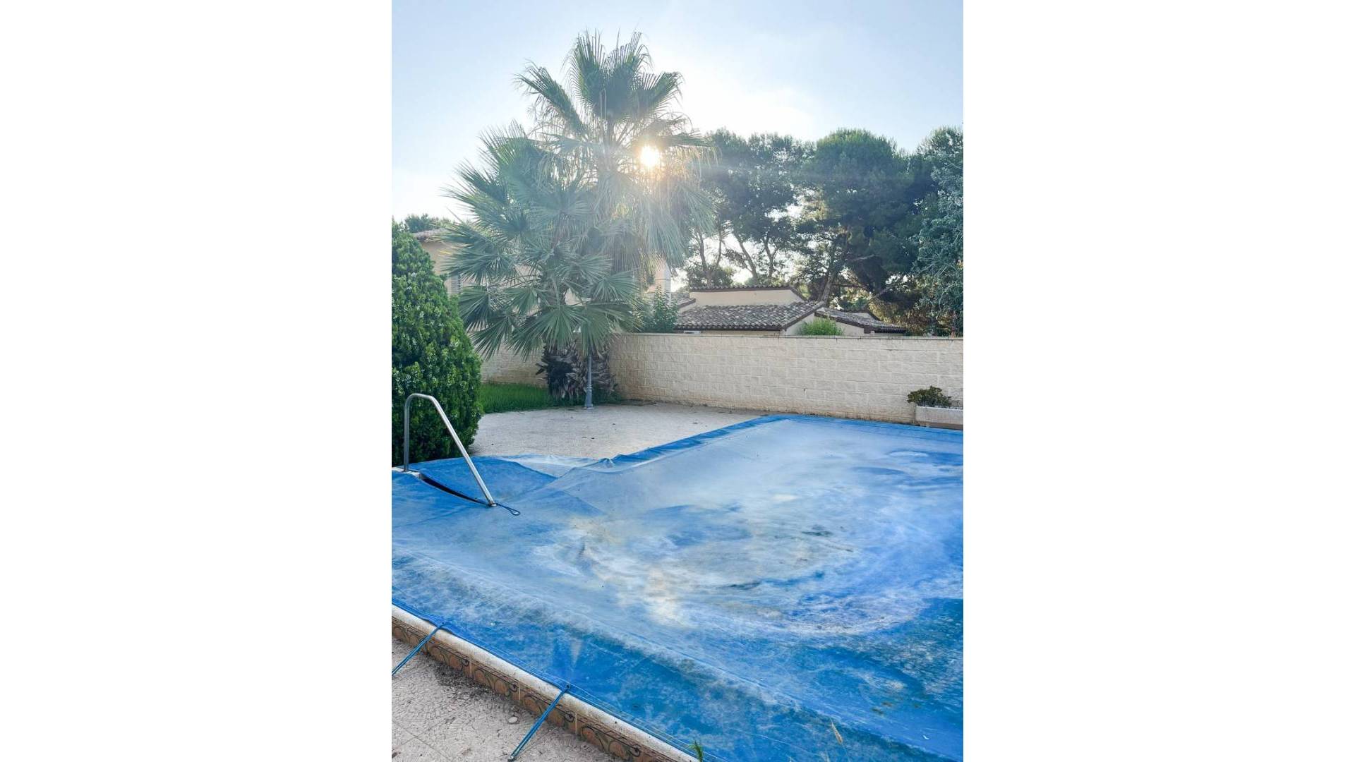 Second hand - Villa / Semi detached - Orihuela Costa - Punta Prima