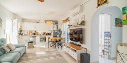 Second hand - Villa / Semi detached - Orihuela Costa - Punta Prima