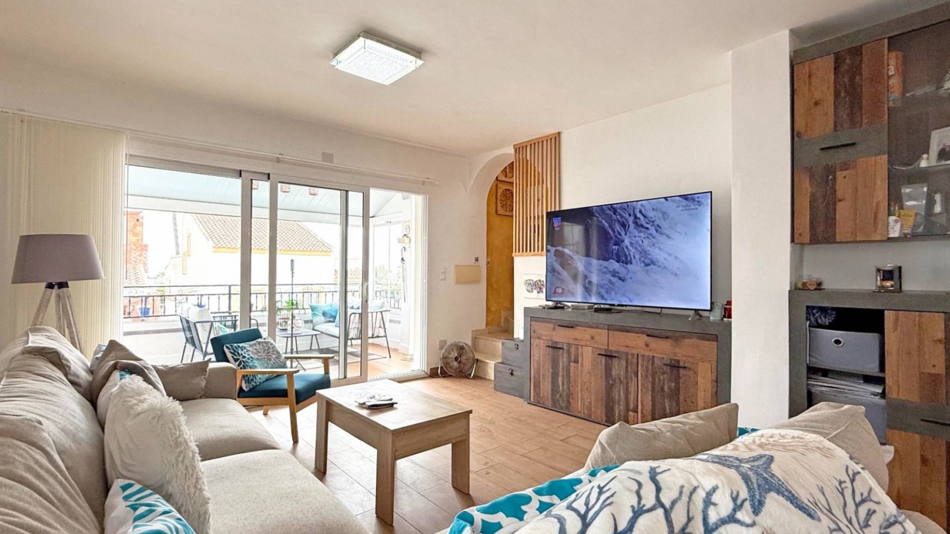 Second hand - Villa / Semi detached - Orihuela Costa - Villamartín